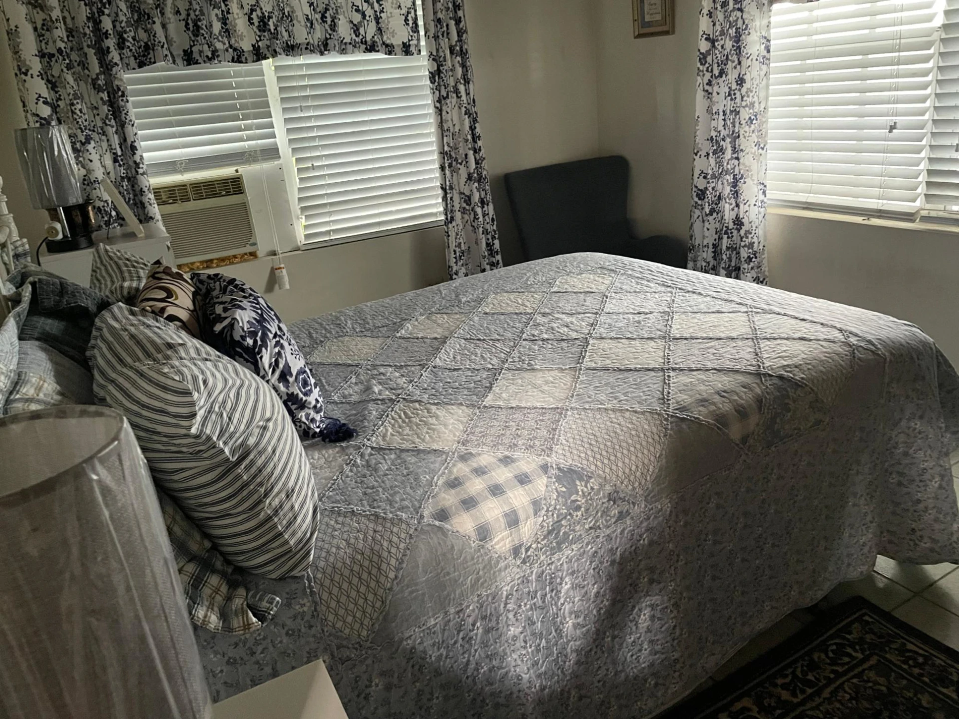 CHALK SOUND VIEWS - Gallery image 10