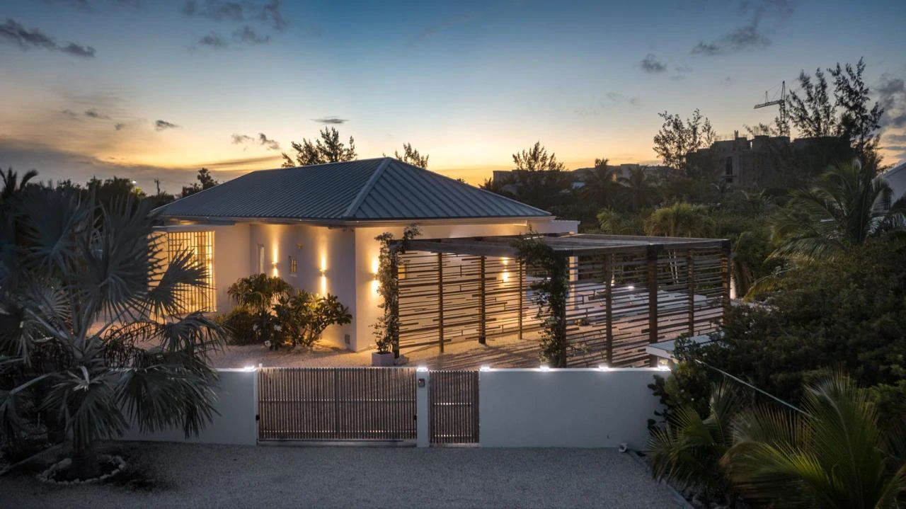 Coral Villas On Grace Bay - Gallery image 27