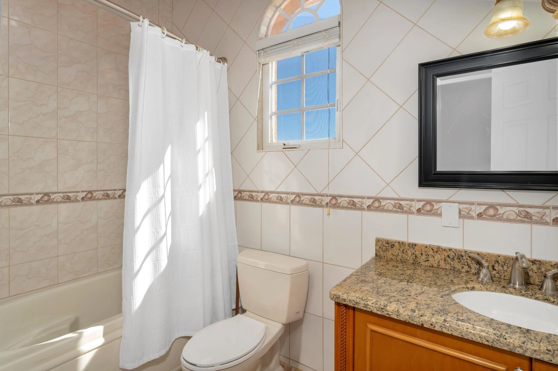 Golden Pelican Villa - Gallery image 19