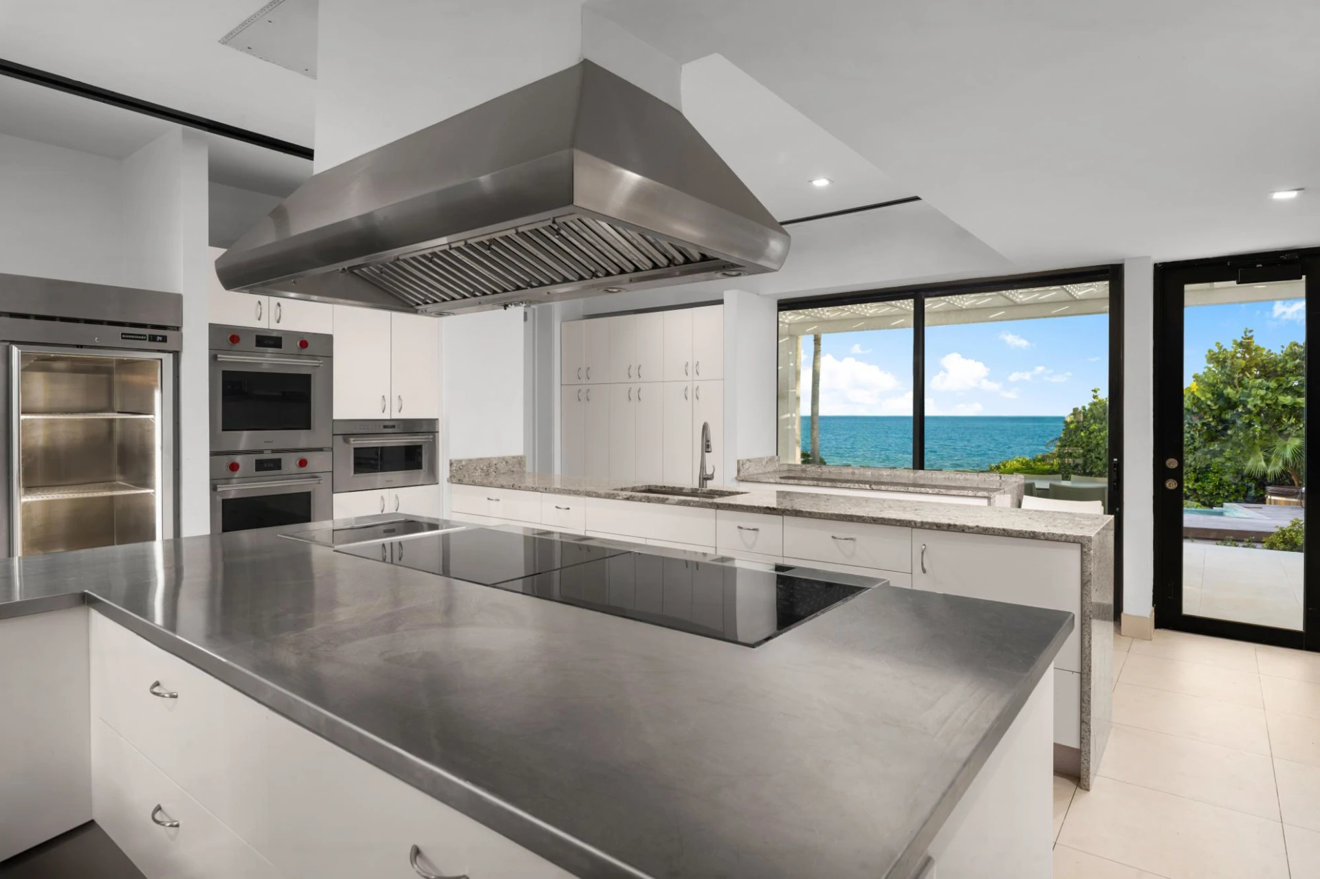 Triton Luxury Villa - Gallery image 16