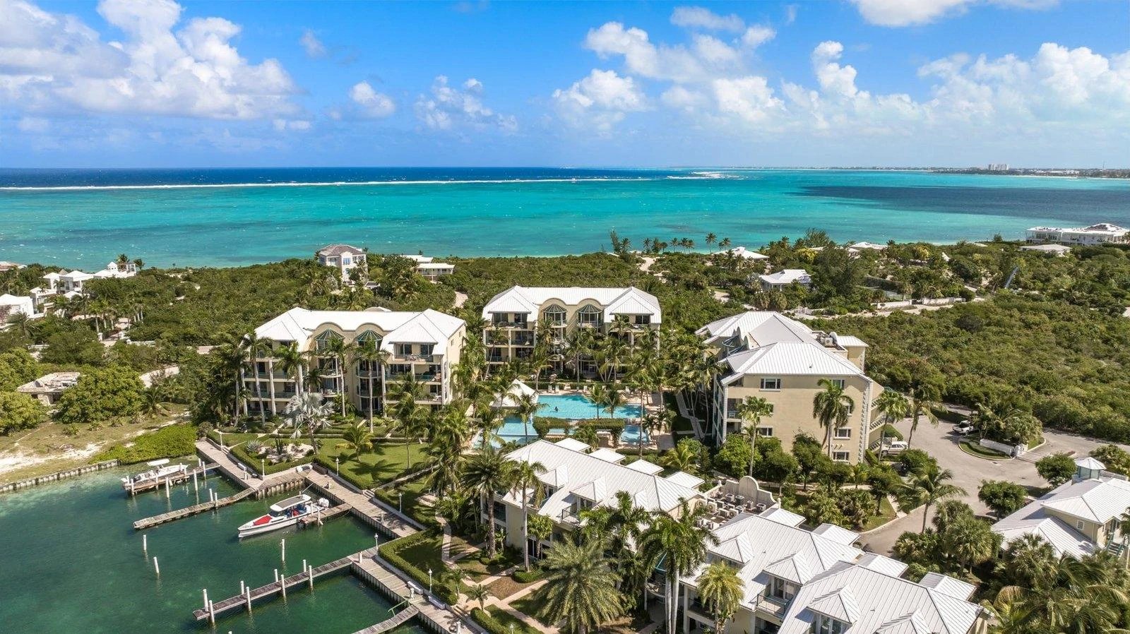 THE YACHT CLUB C2 - Gallery image 15