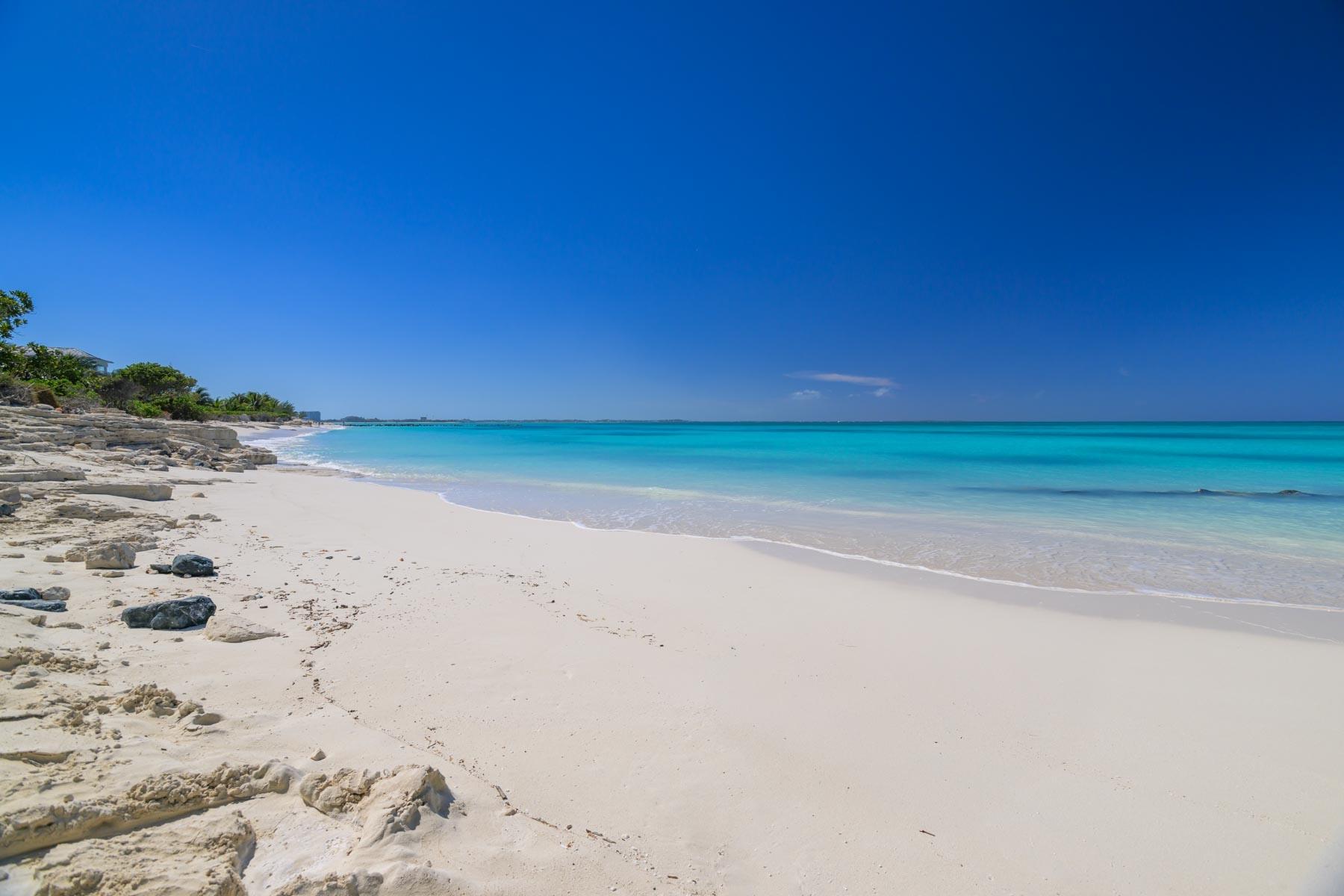 Beach Enclave Grace Bay -Villa 3 - Gallery image 42