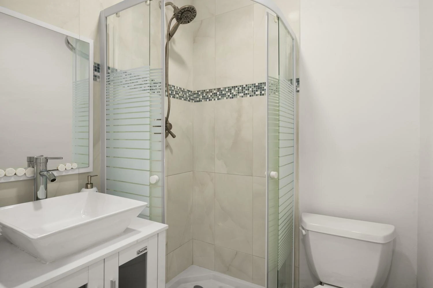 The Mansions 1102 - 2BR Partial Ocean View - Gallery image 13