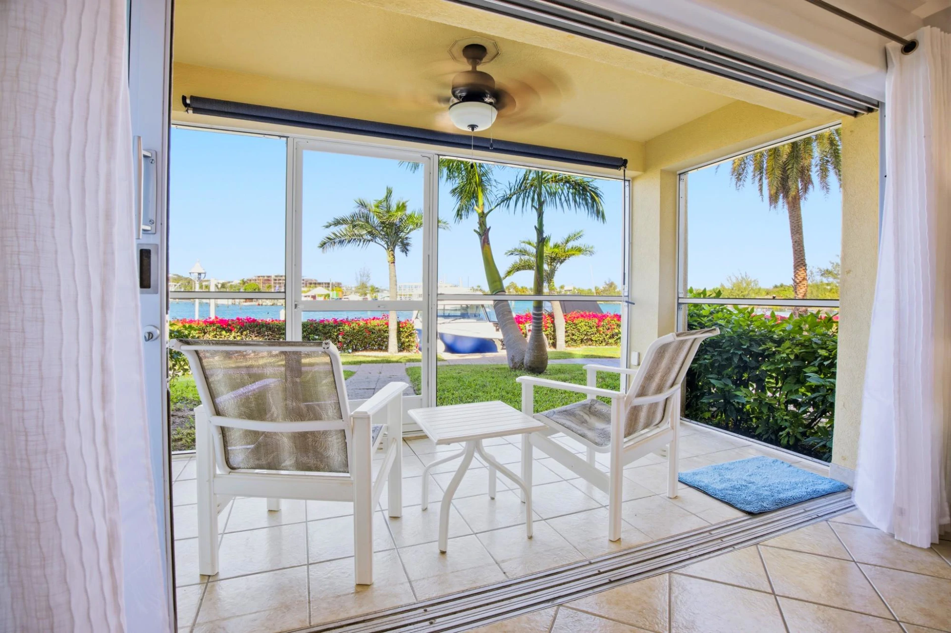 B2 YACHT CLUB - Gallery image 17