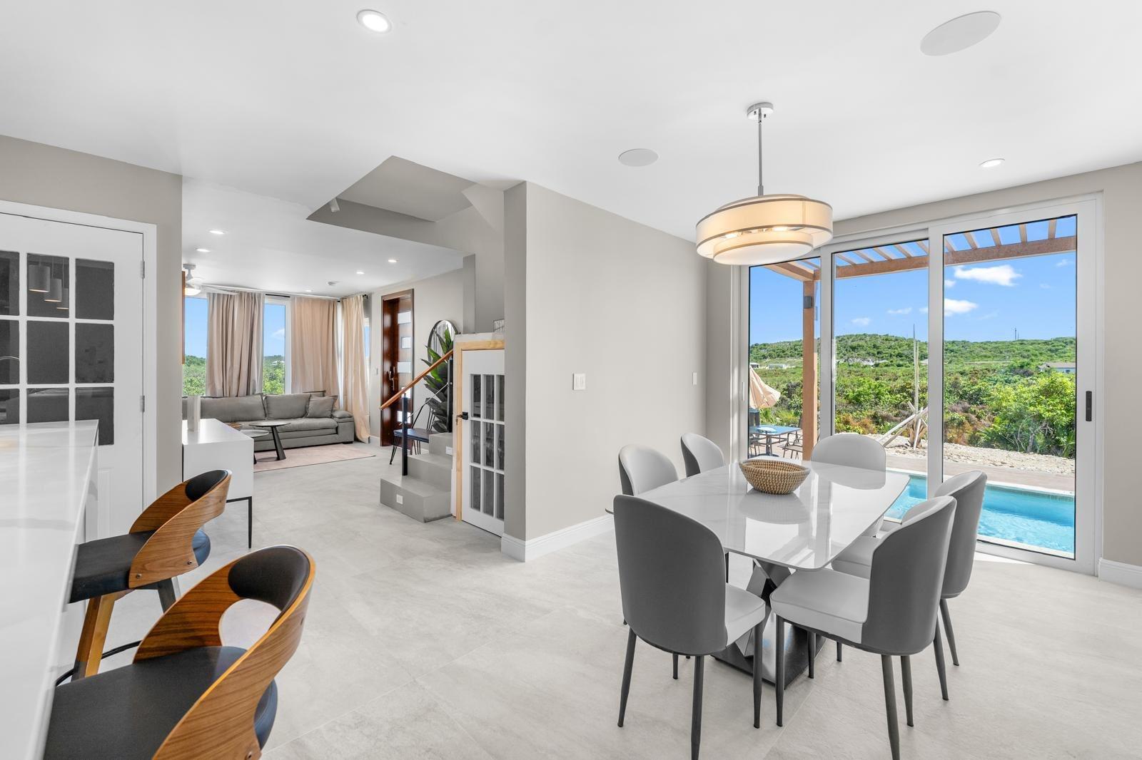 Luz Maria Villa - Gallery image 13