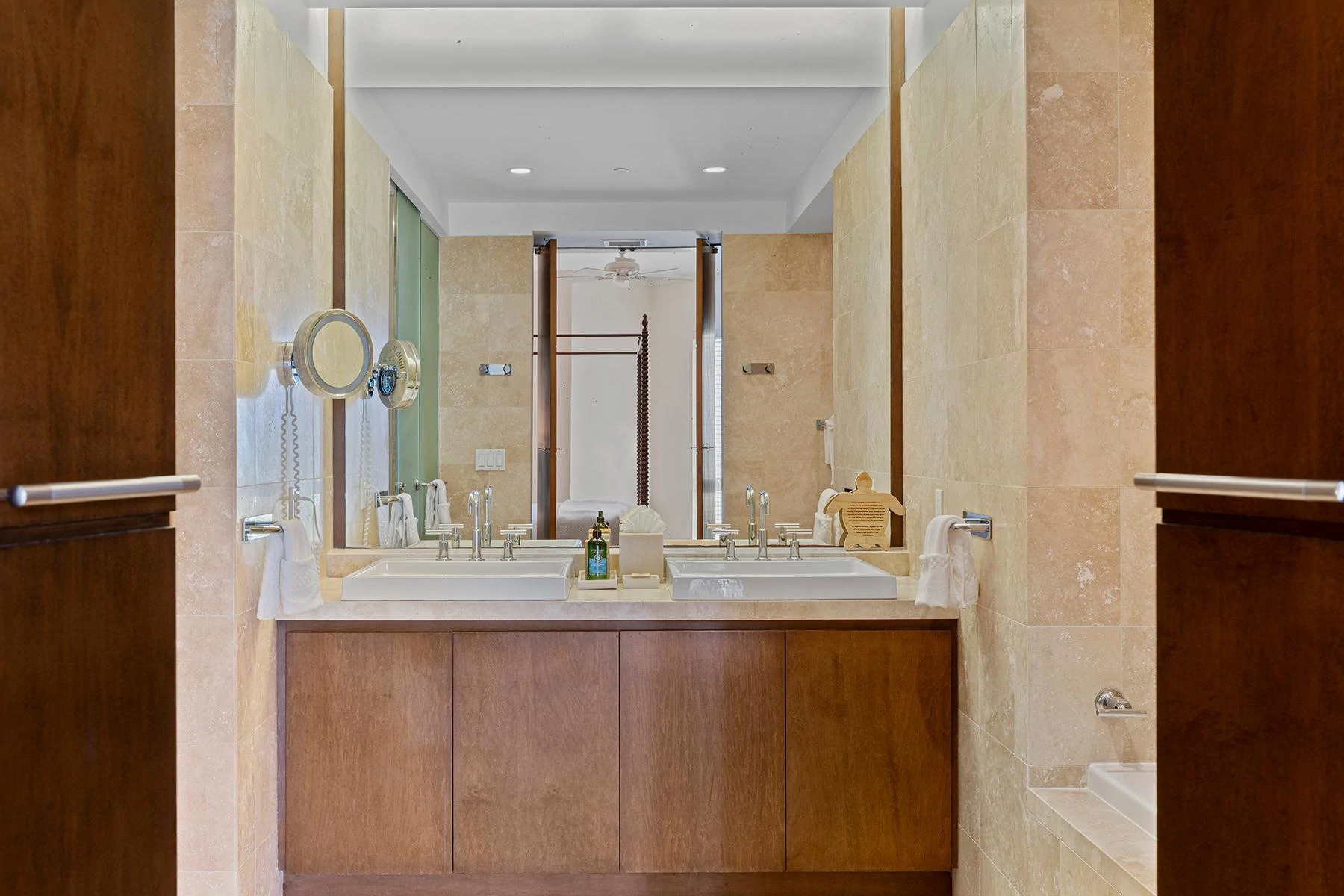 WEST BAY CLUB - Gallery image 17