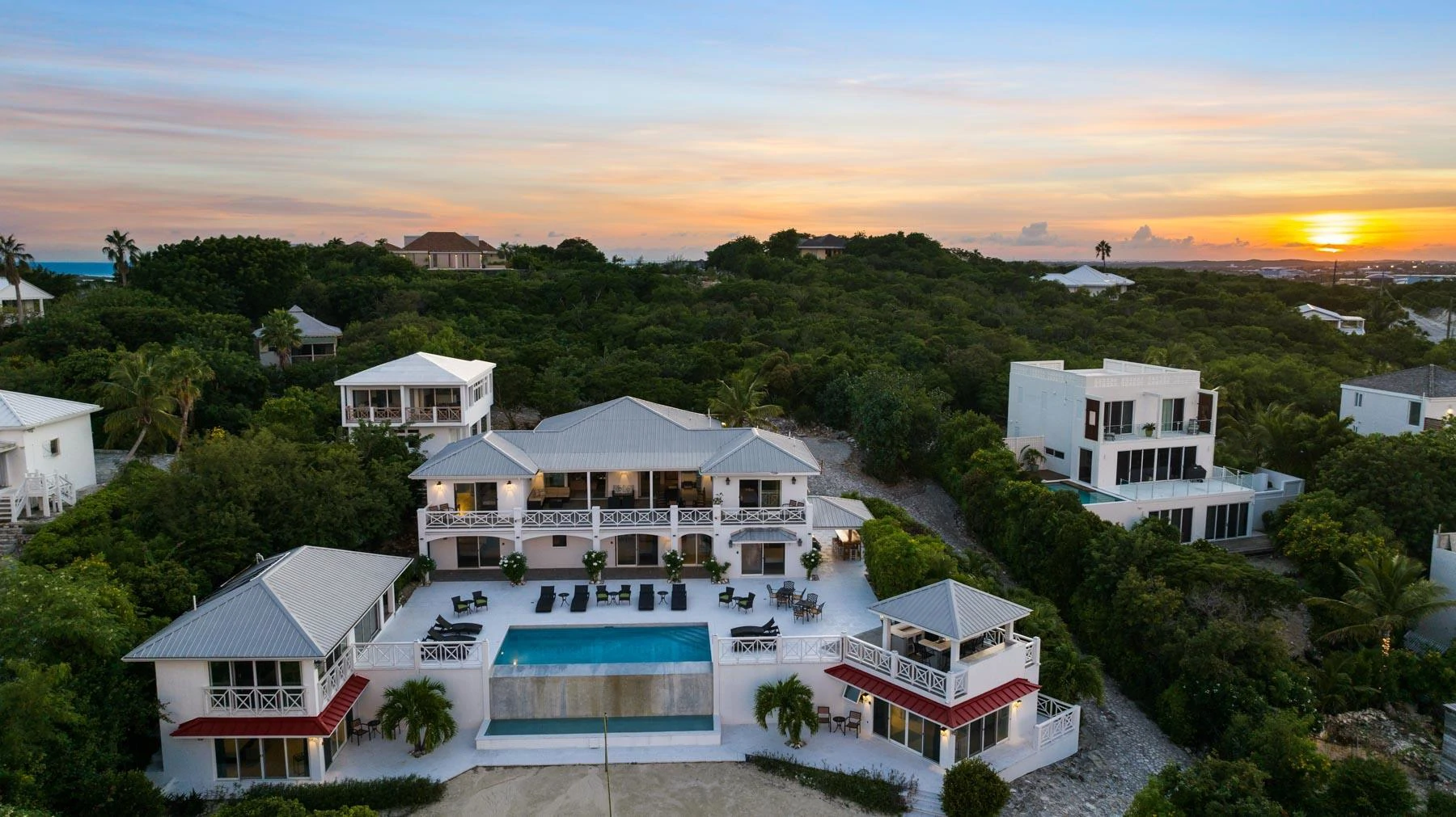 The Dolphin House - Gallery image 42