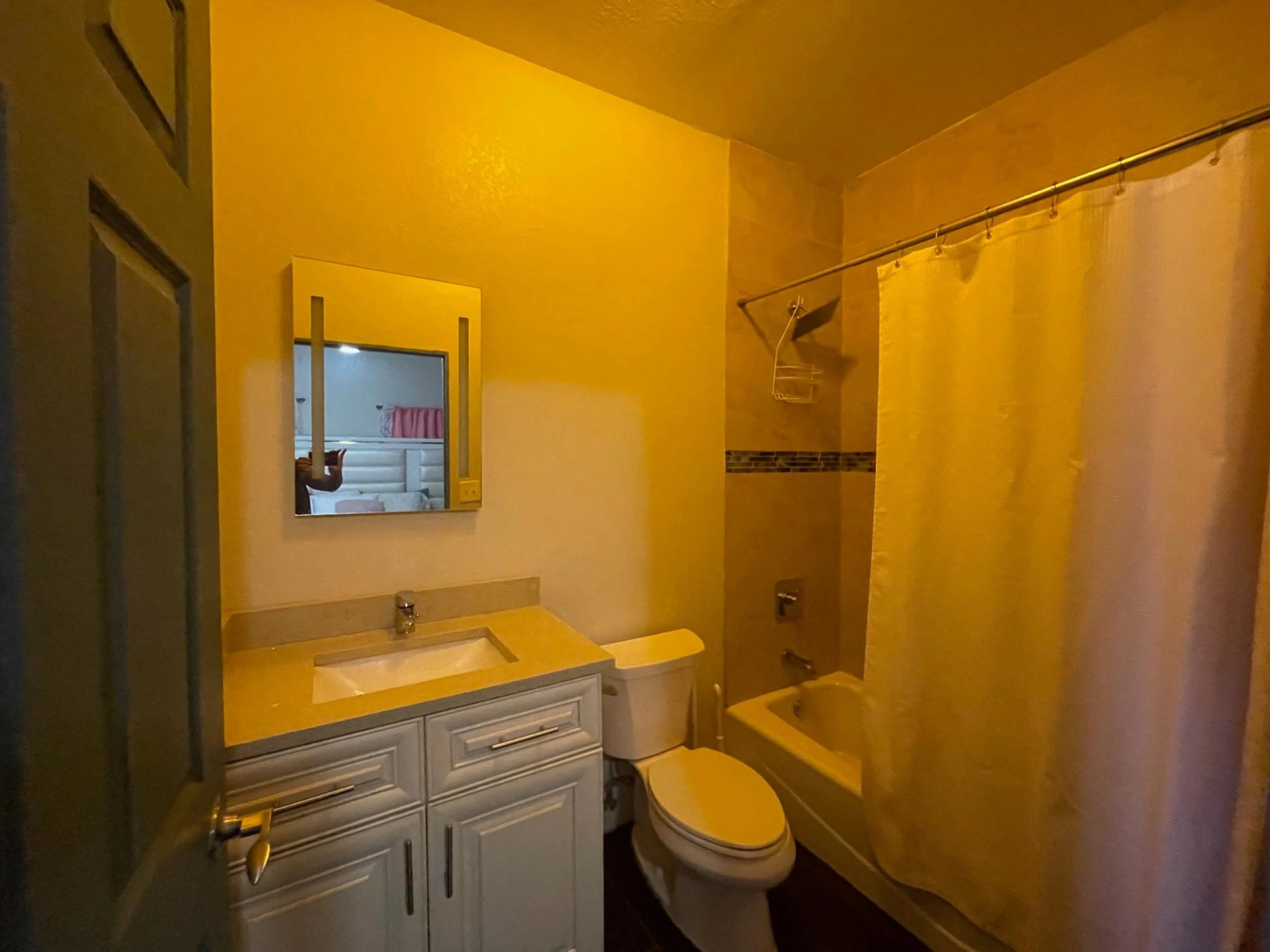 NORTH CREEK GEM W/INCOME - Gallery image 14