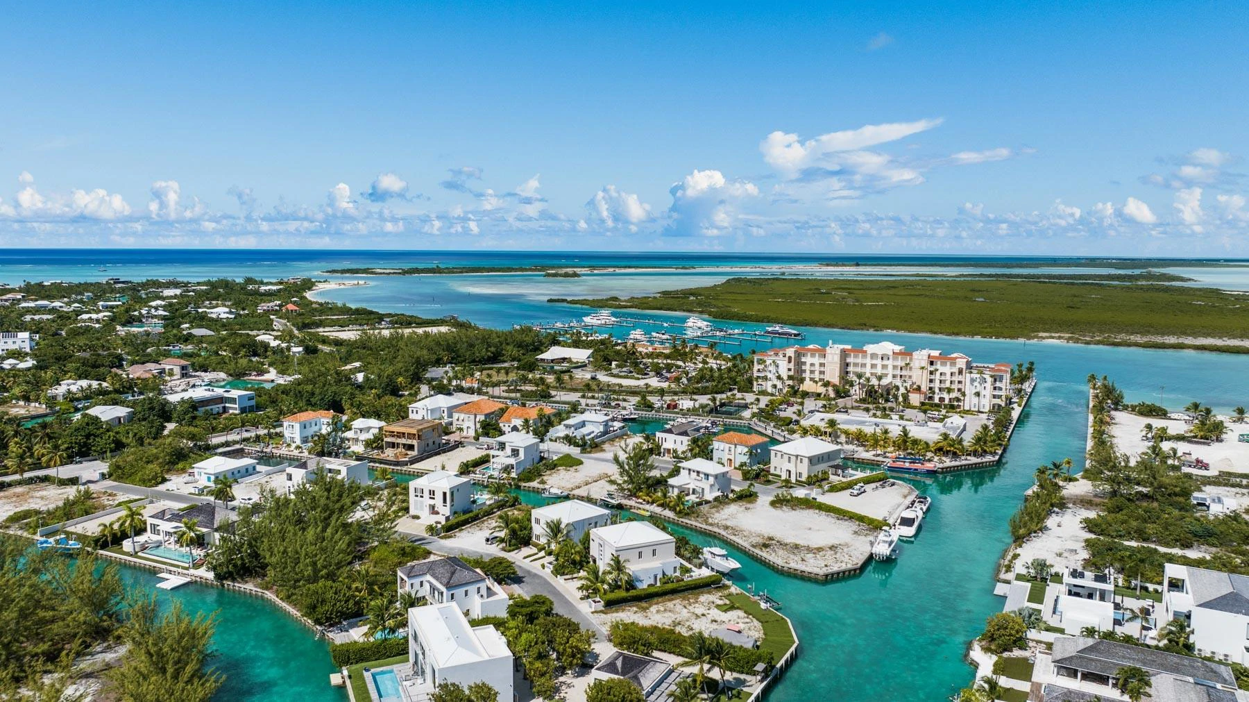 Second Wind Villa - Canal Front - Gallery image 25