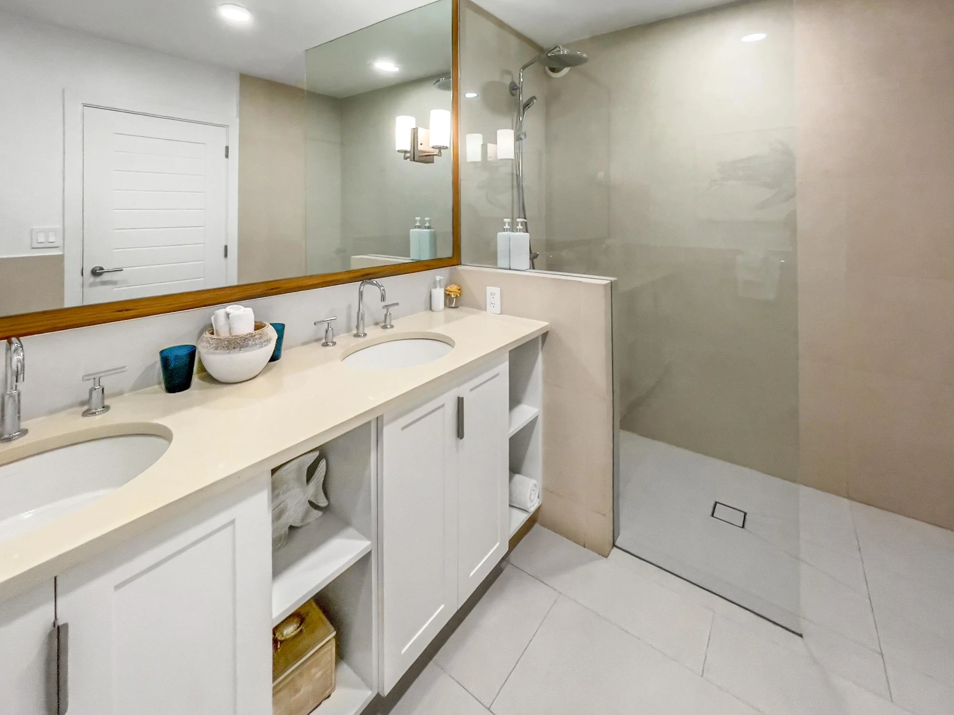 Oceanside Tower - Gallery image 16