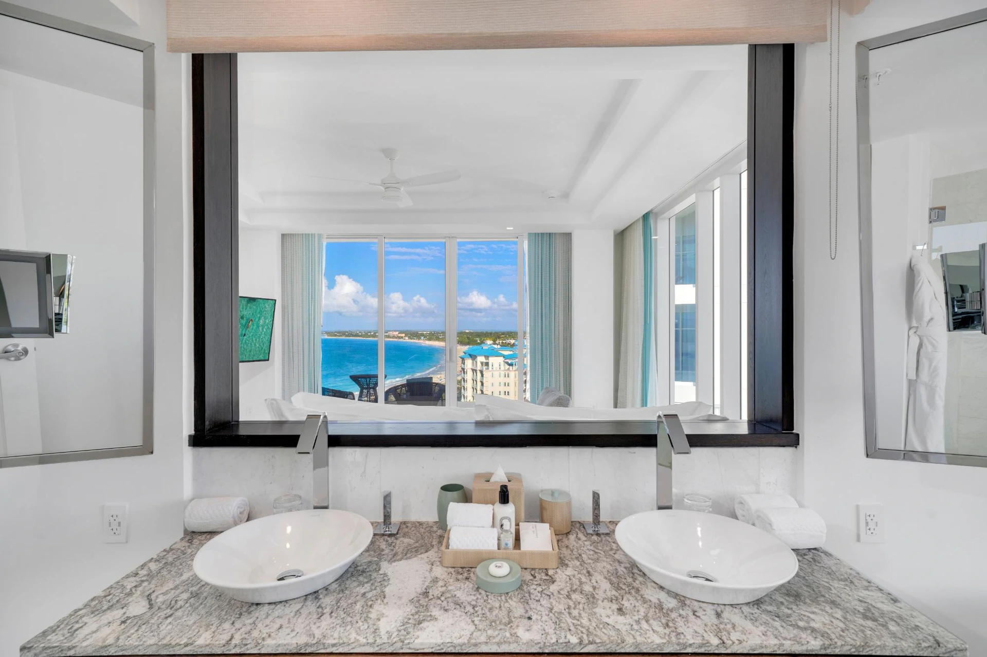 UNIT 2114 RITZ CARLTON 3BR/3BA - Gallery image 11