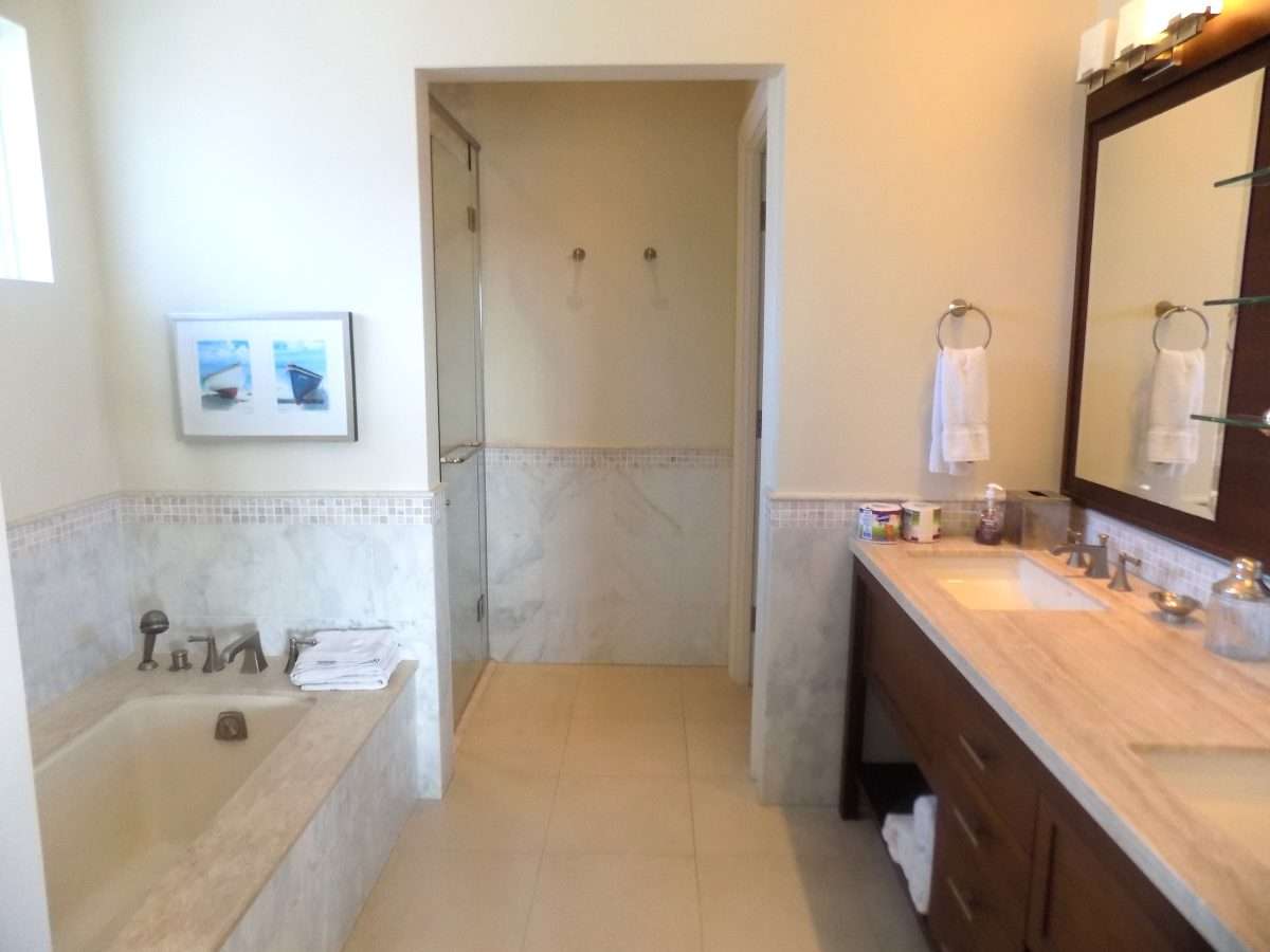 Apt 931, Penthouse, The Landings. - Gallery image 12