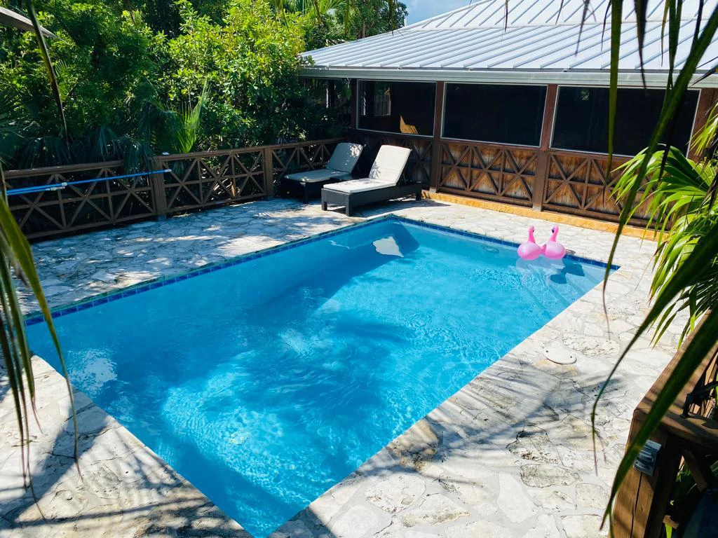 Leeward Home with Guest House - Gallery image 2