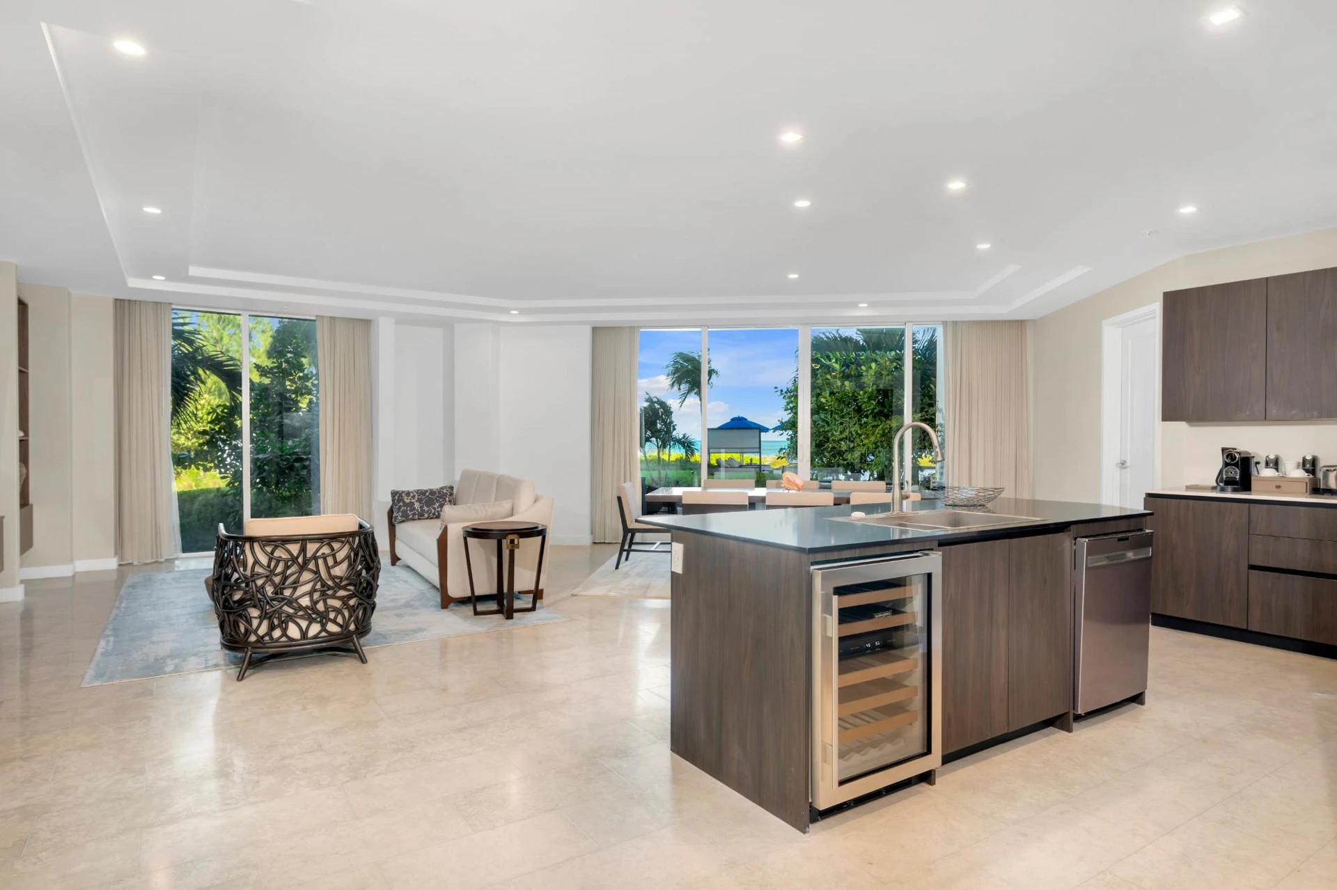 UNIT 1010 RITZ CARLTON 2BR/3BA - Gallery image 2