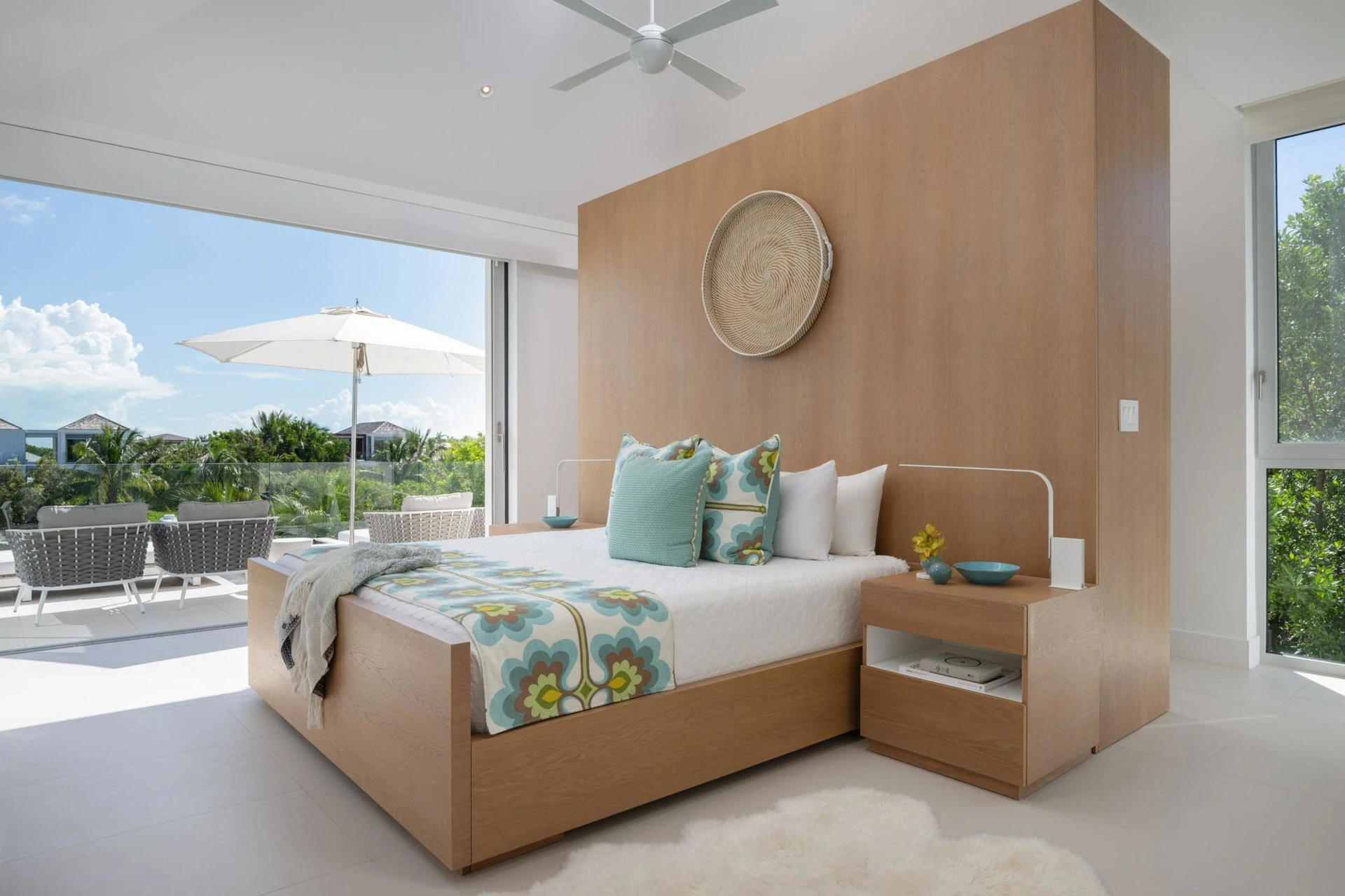 Blue Cay Estate Canal Front - Gallery image 9