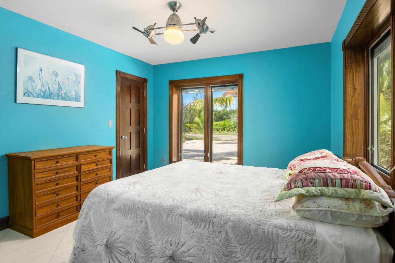 North Caicos Yacht Club Canal House - Gallery image 6