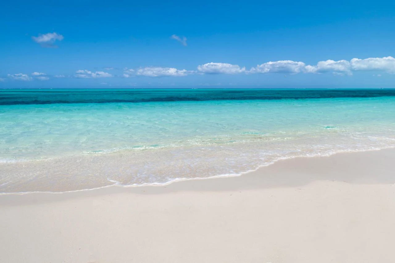 WEST BAY CLUB Suite 109 - Gallery image 27