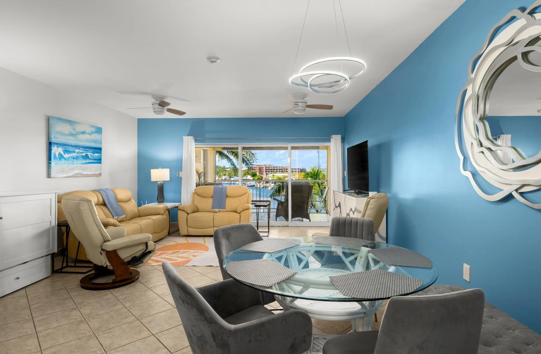 B2 Yacht Club | Turtle Cove - Gallery image 3