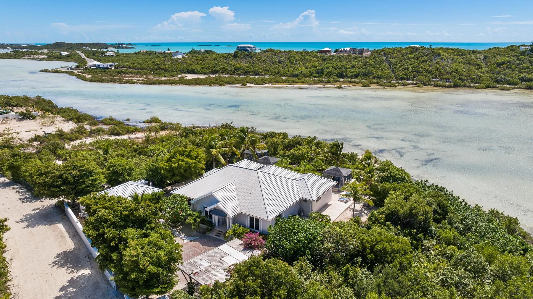 SHUTTERS VILLA - Gallery image 34