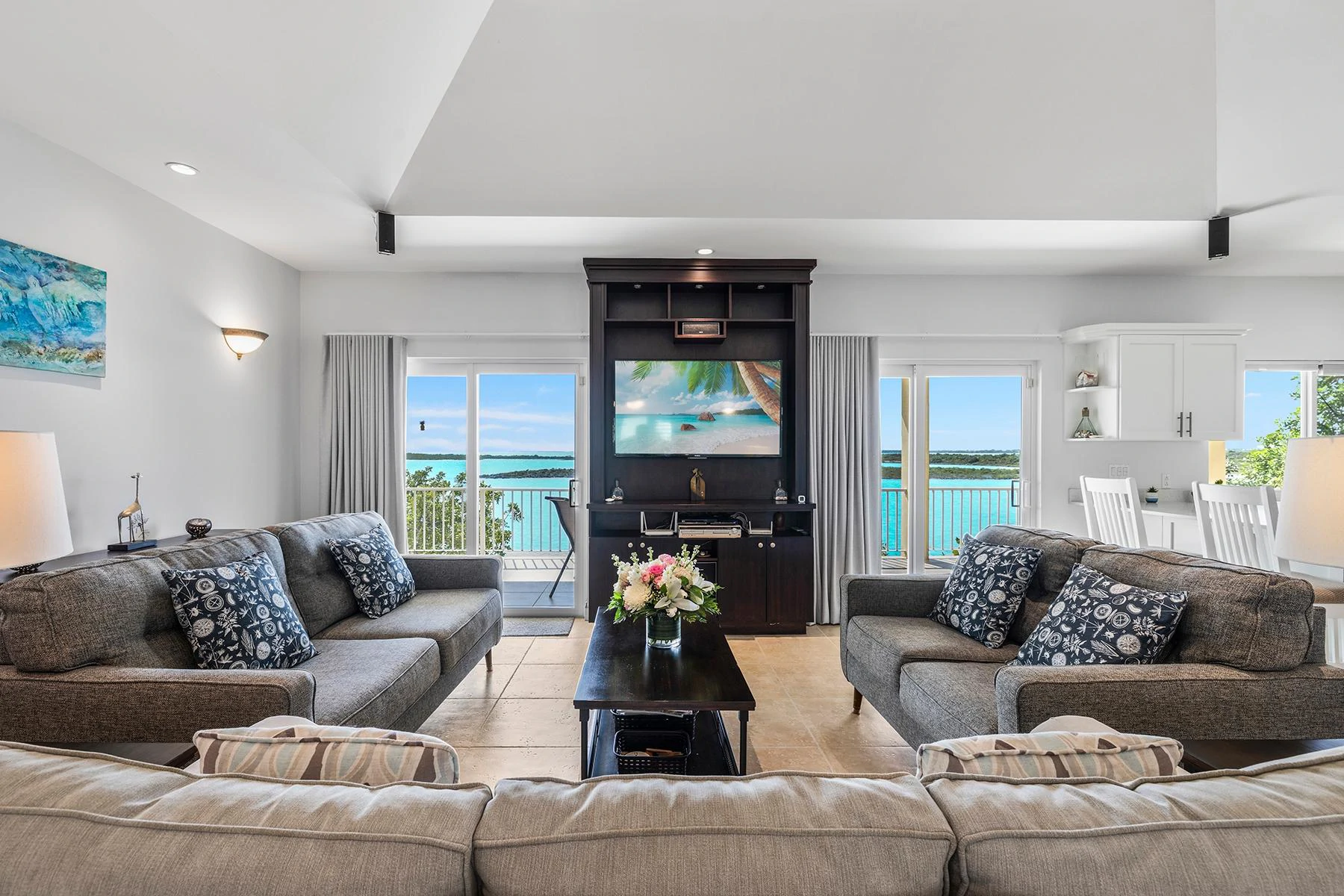 Mizo Villa - Cooper Jack Bay Road - Gallery image 2