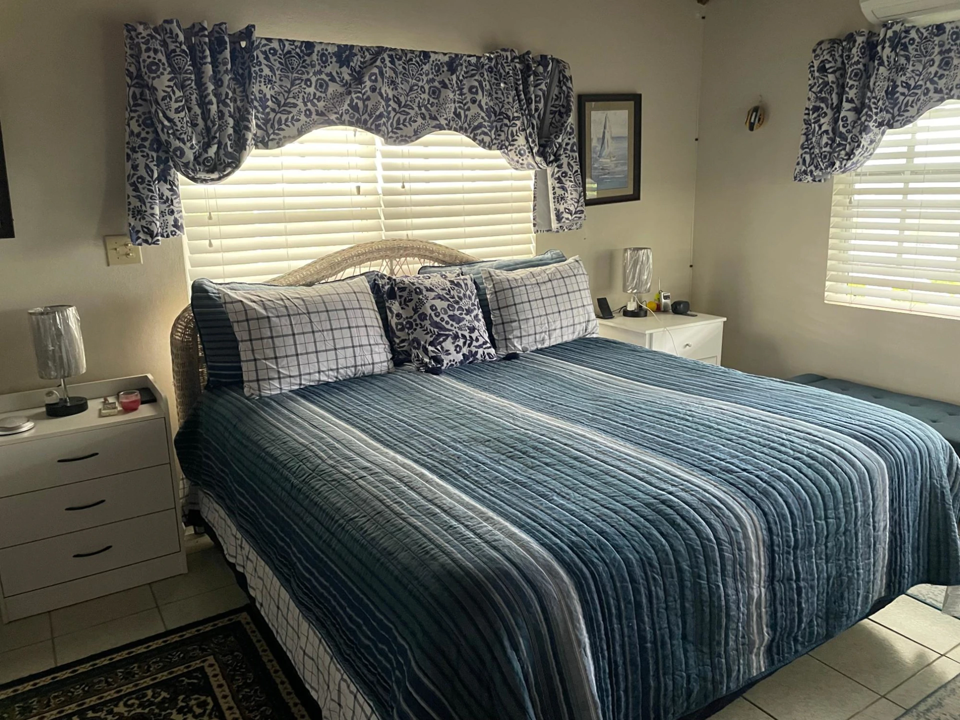 CHALK SOUND VIEWS - Gallery image 9