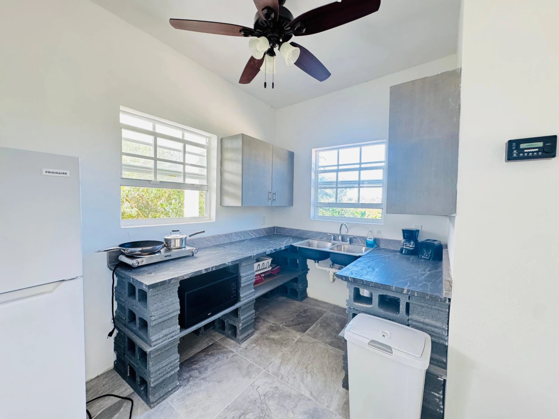 Marshalltown Cottage 1 - Gallery image 13