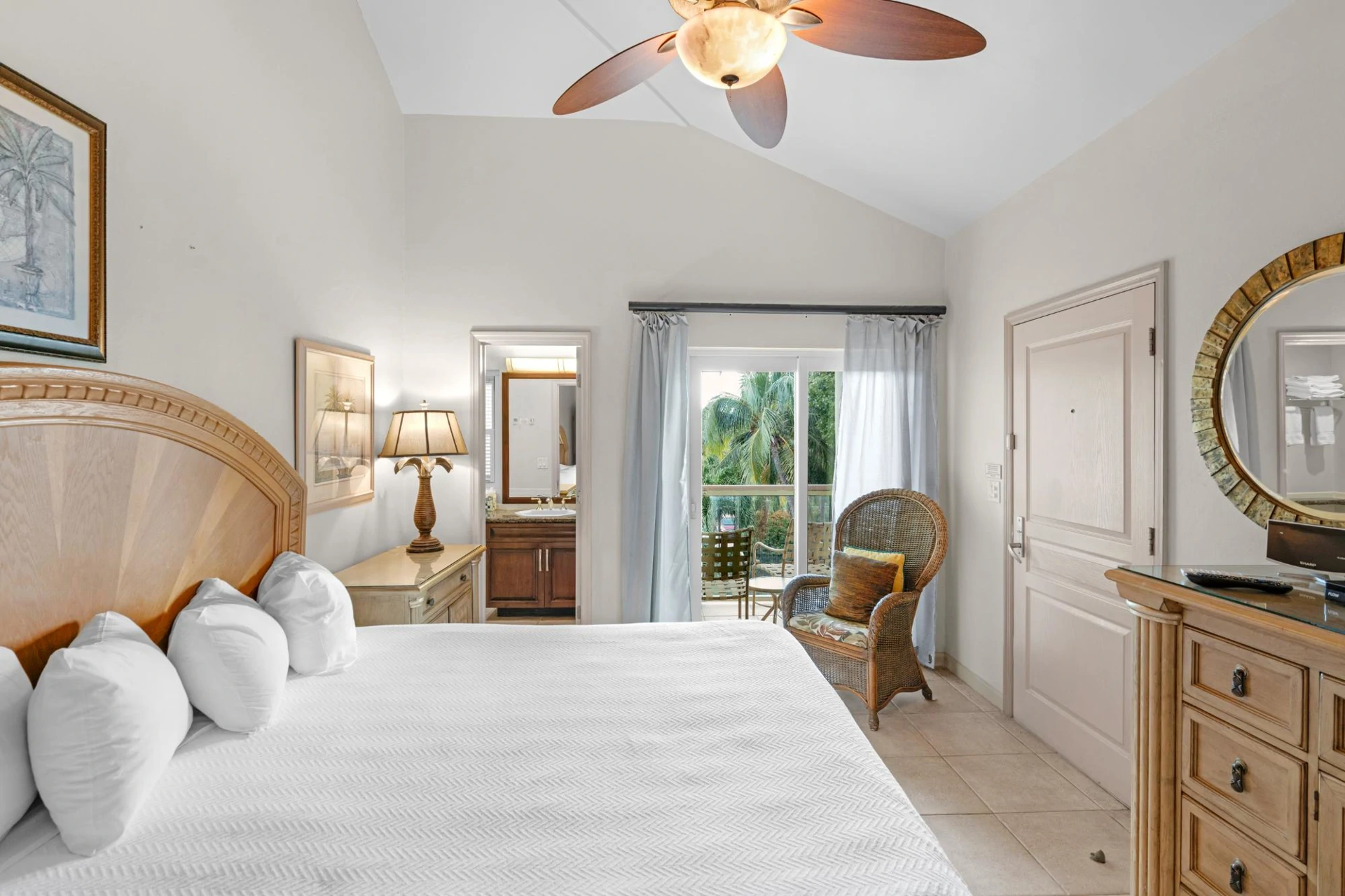 Coral Gardens on Grace Bay - Gallery image 29