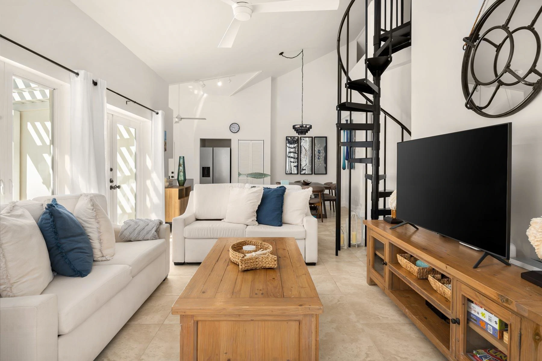 Ninety-Nine Steps Villa, Grace Bay - Gallery image 13