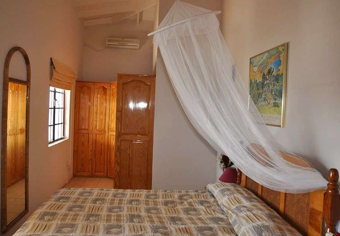 Purple Parrot Villa, Marisule. -Under Offer - Gallery image 6