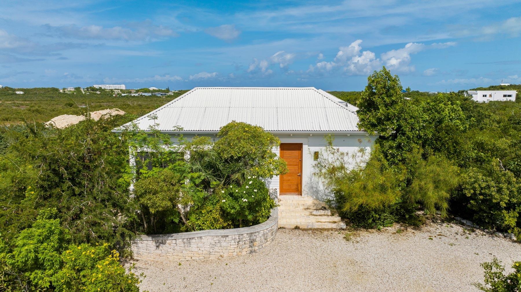 Canalfront Home - Gallery image 16