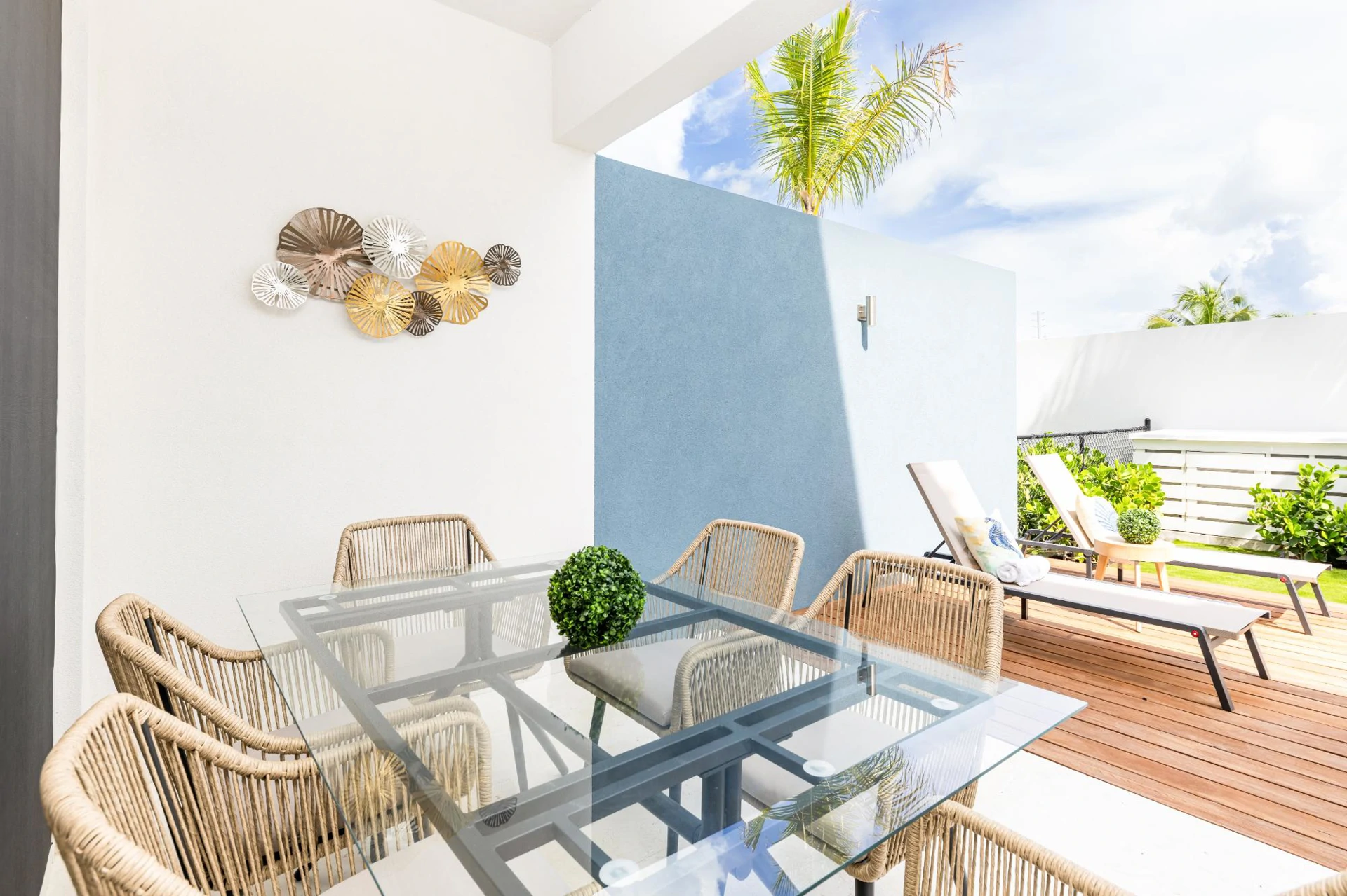 White Coral townhomes - Gallery image 7