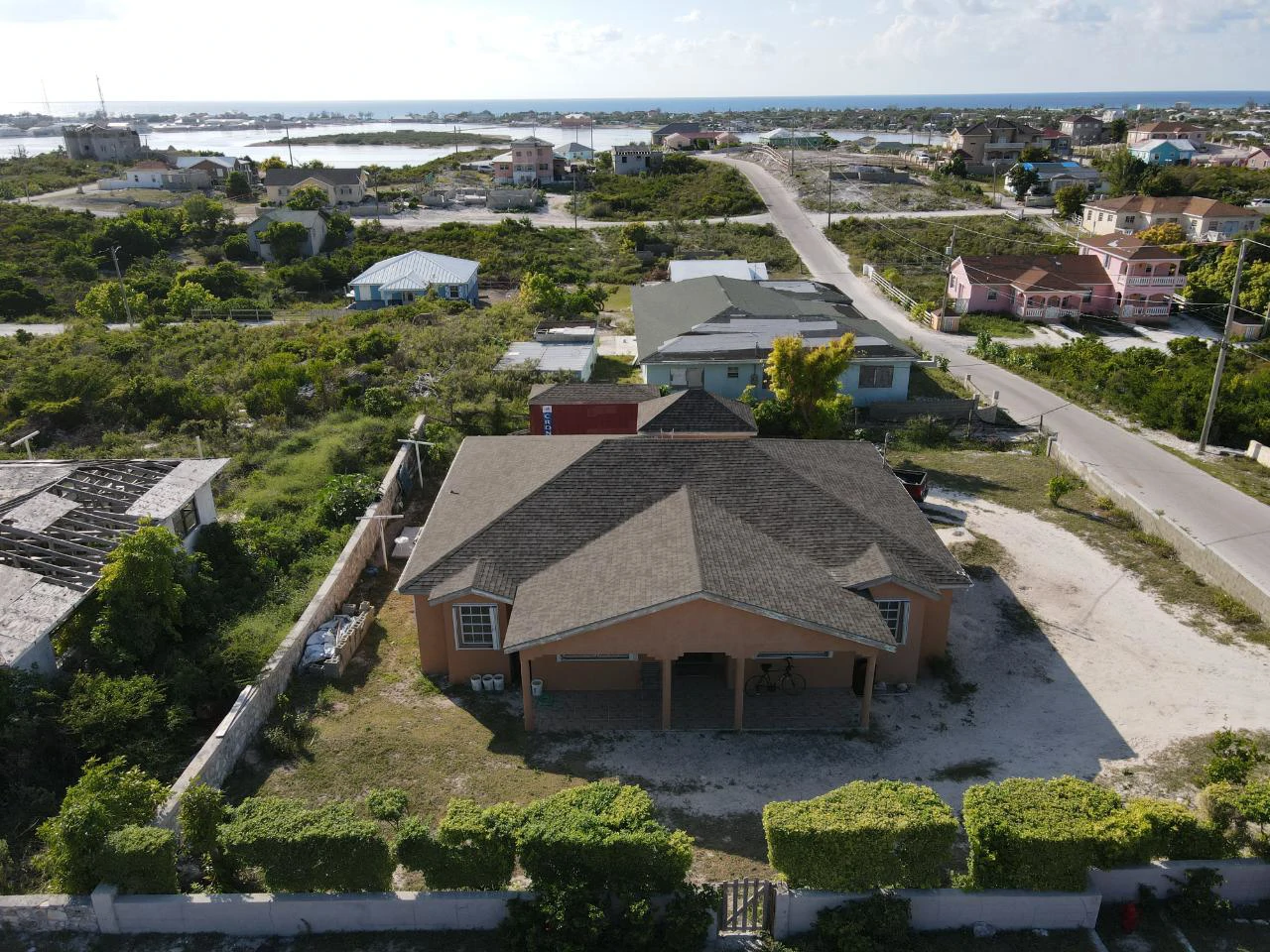 BREEZY BRAE FOUR BEDROOM HOME