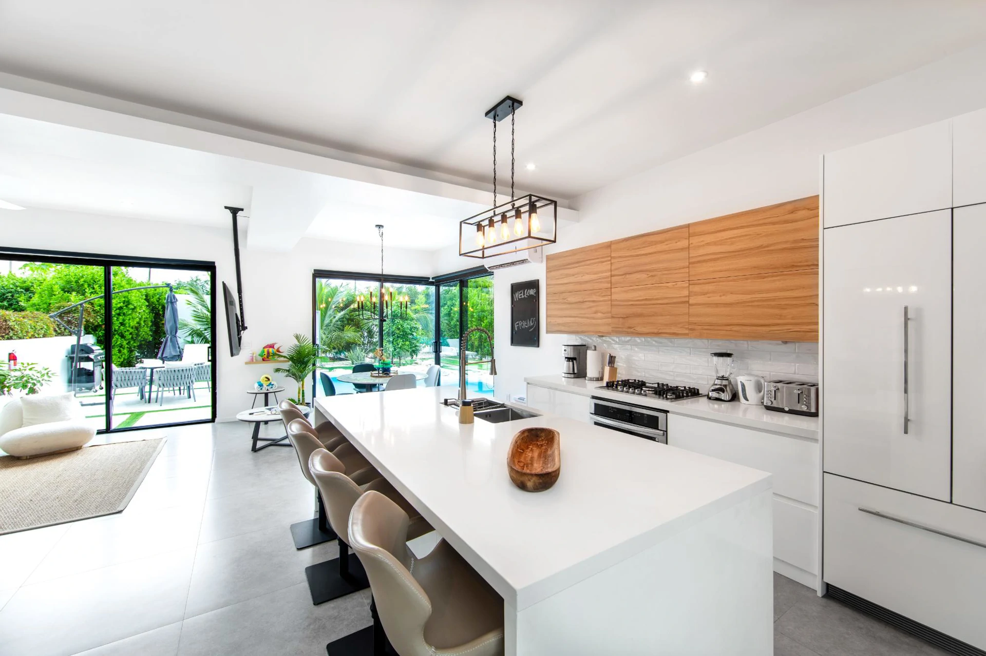 Live Love Laugh - Gallery image 10