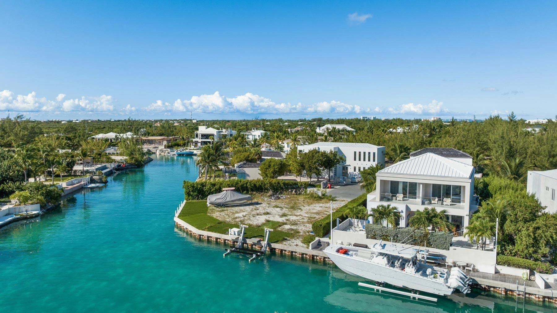 Second Wind Villa - Canal Front - Gallery image 3