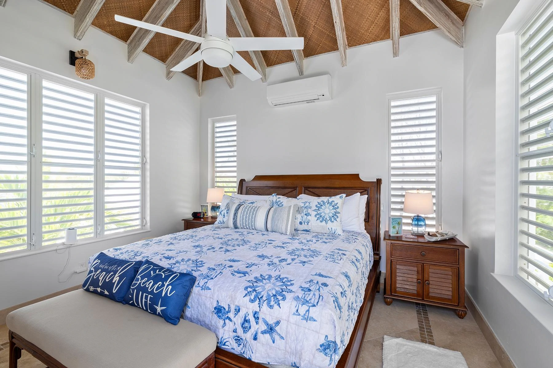 Hogan House - Gallery image 40