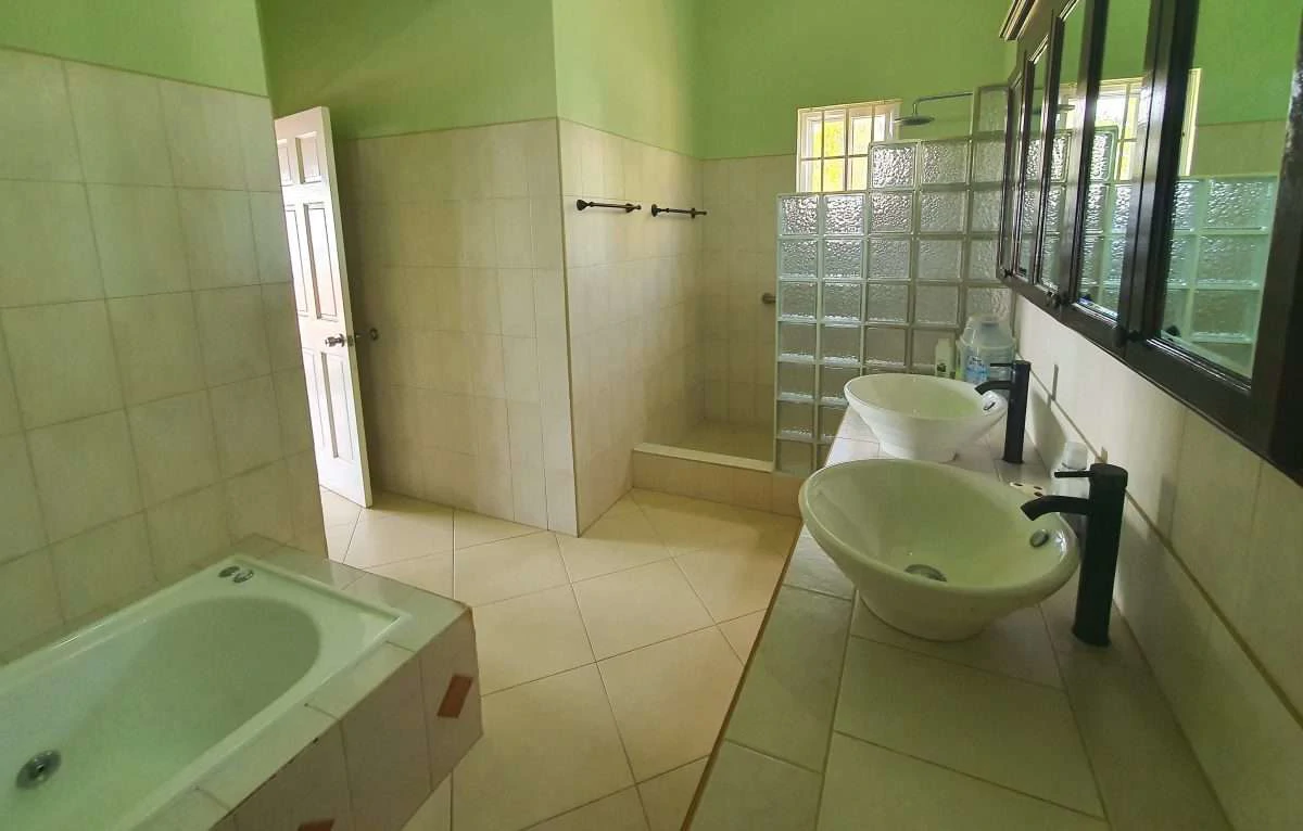 Villa Darcy, Belle Vue, Cap Estate. - Gallery image 11