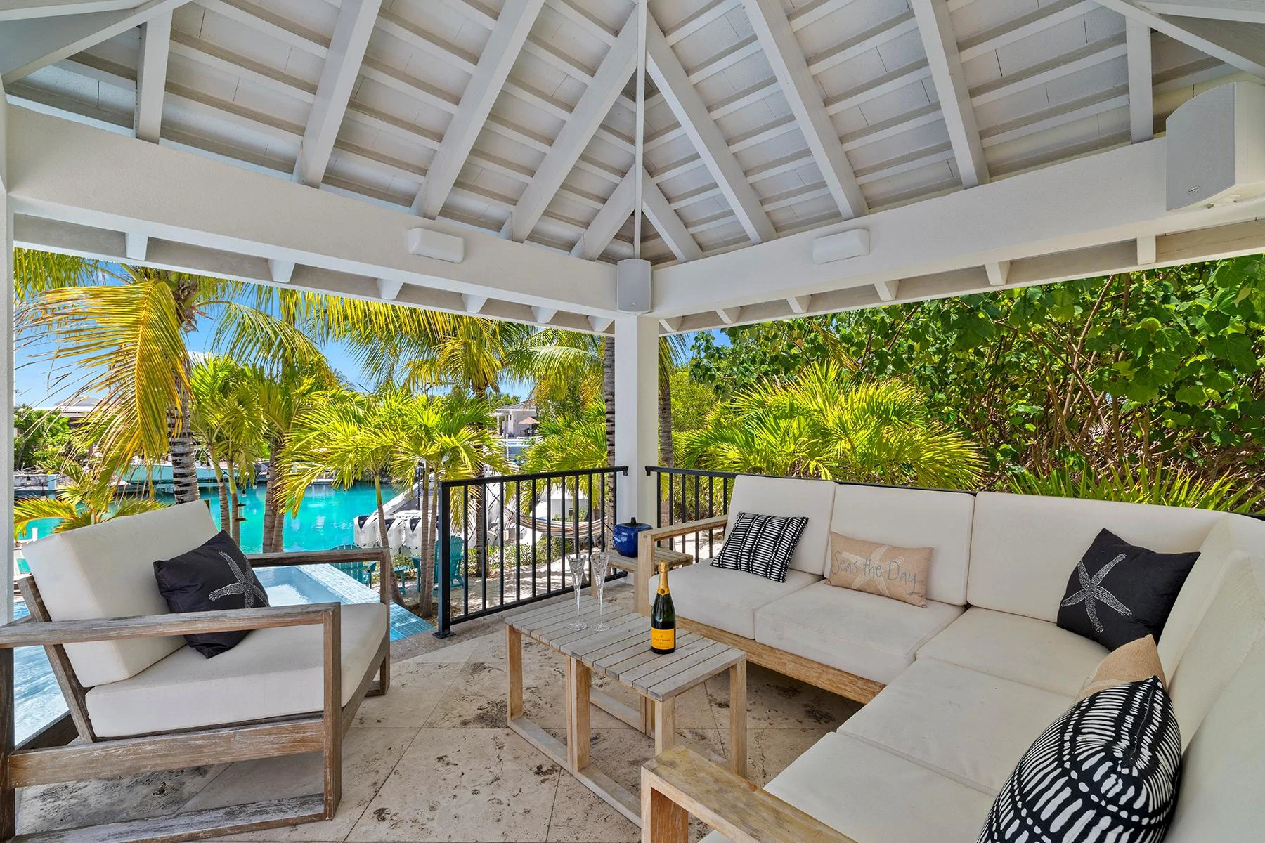 Hogan House - Gallery image 28