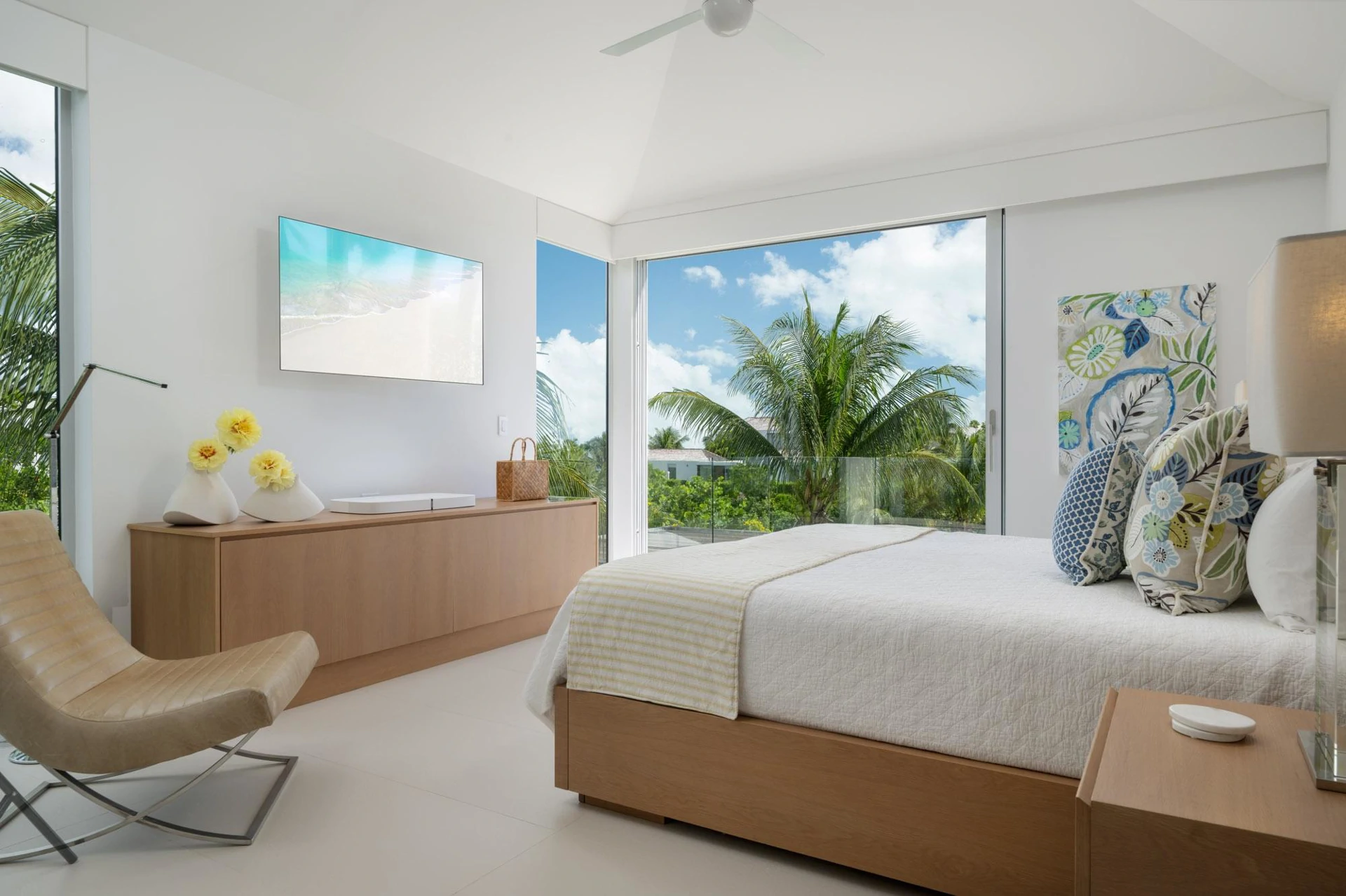 Blue Cay Estate Canal Front - Gallery image 12