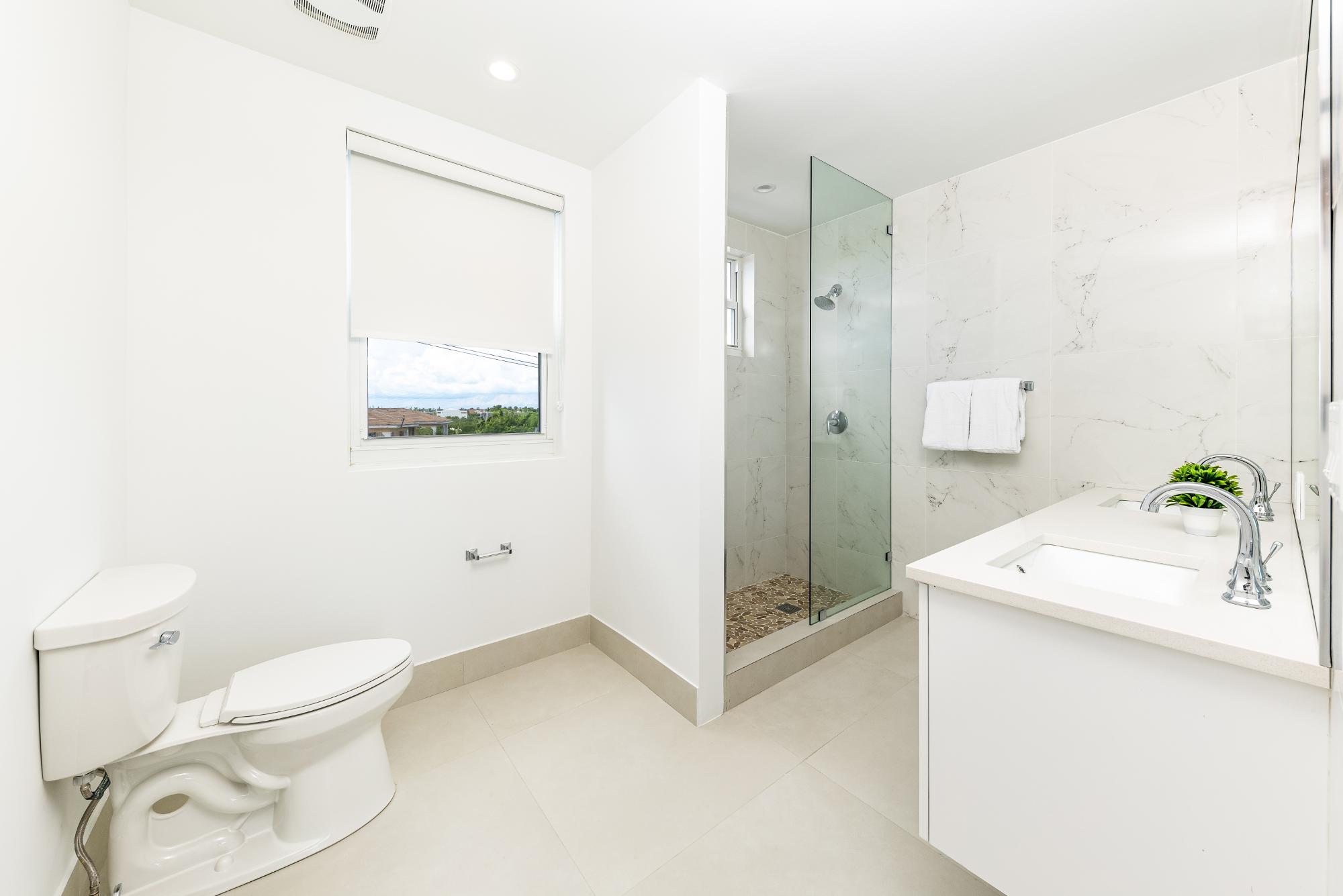 White Coral townhomes - Gallery image 14