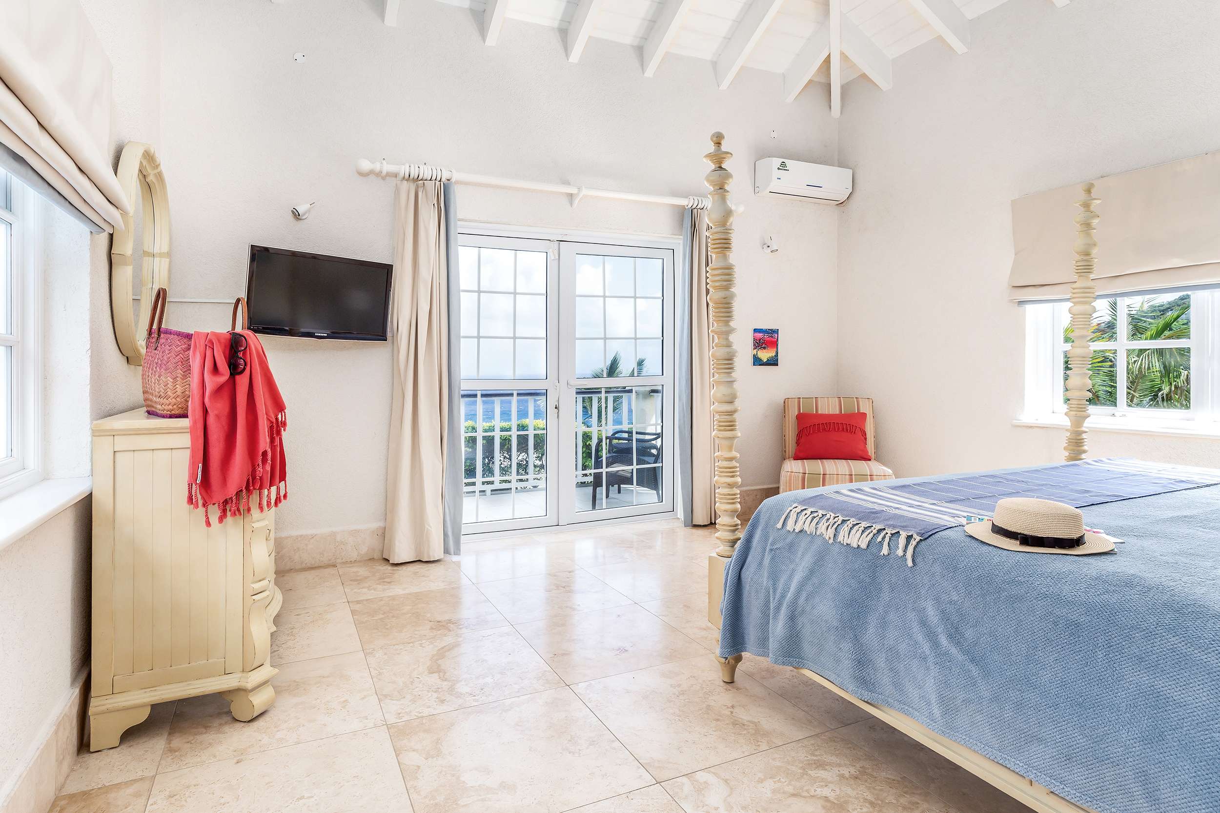 Sea Breeze Villa, Cap Estate. - Gallery image 11