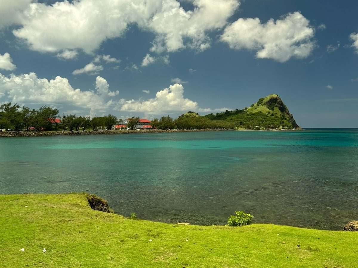 Incredible Blue, Becune Point, St Lucia. - Gallery image 7
