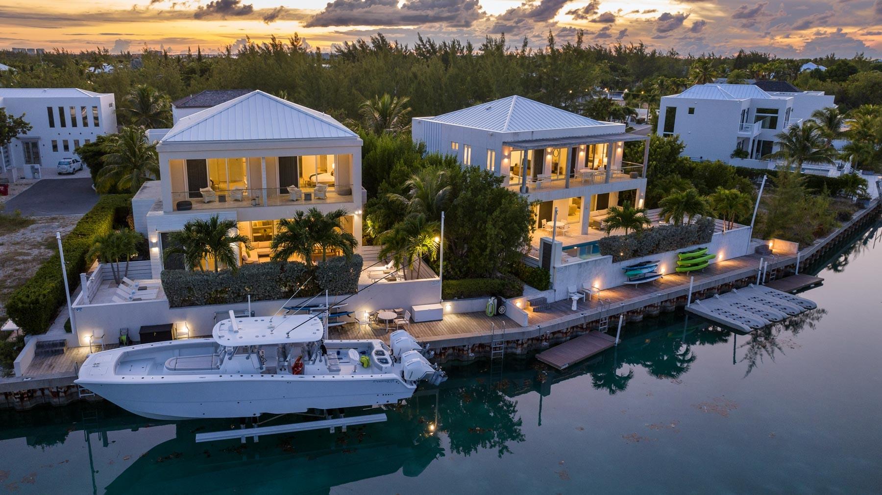 Second Wind Villa - Canal Front - Gallery image 35