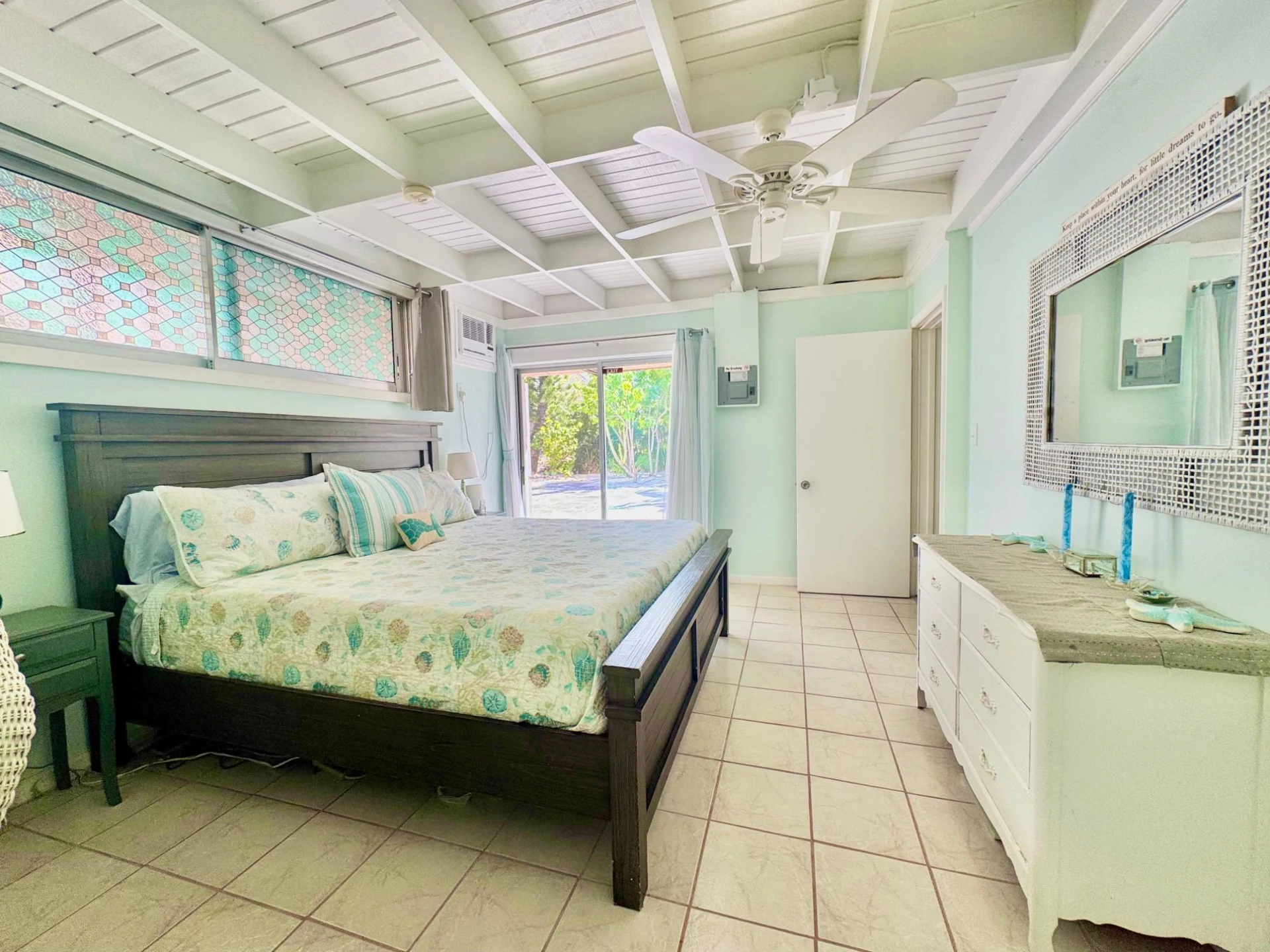 Ocean Beach Condos - Gallery image 9