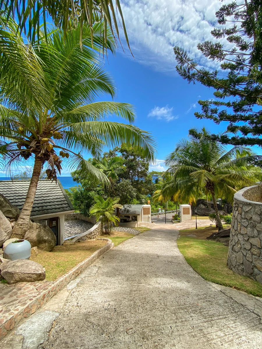Stately beachfront villa for sale in Mahé, Seychelles - Gallery image 5