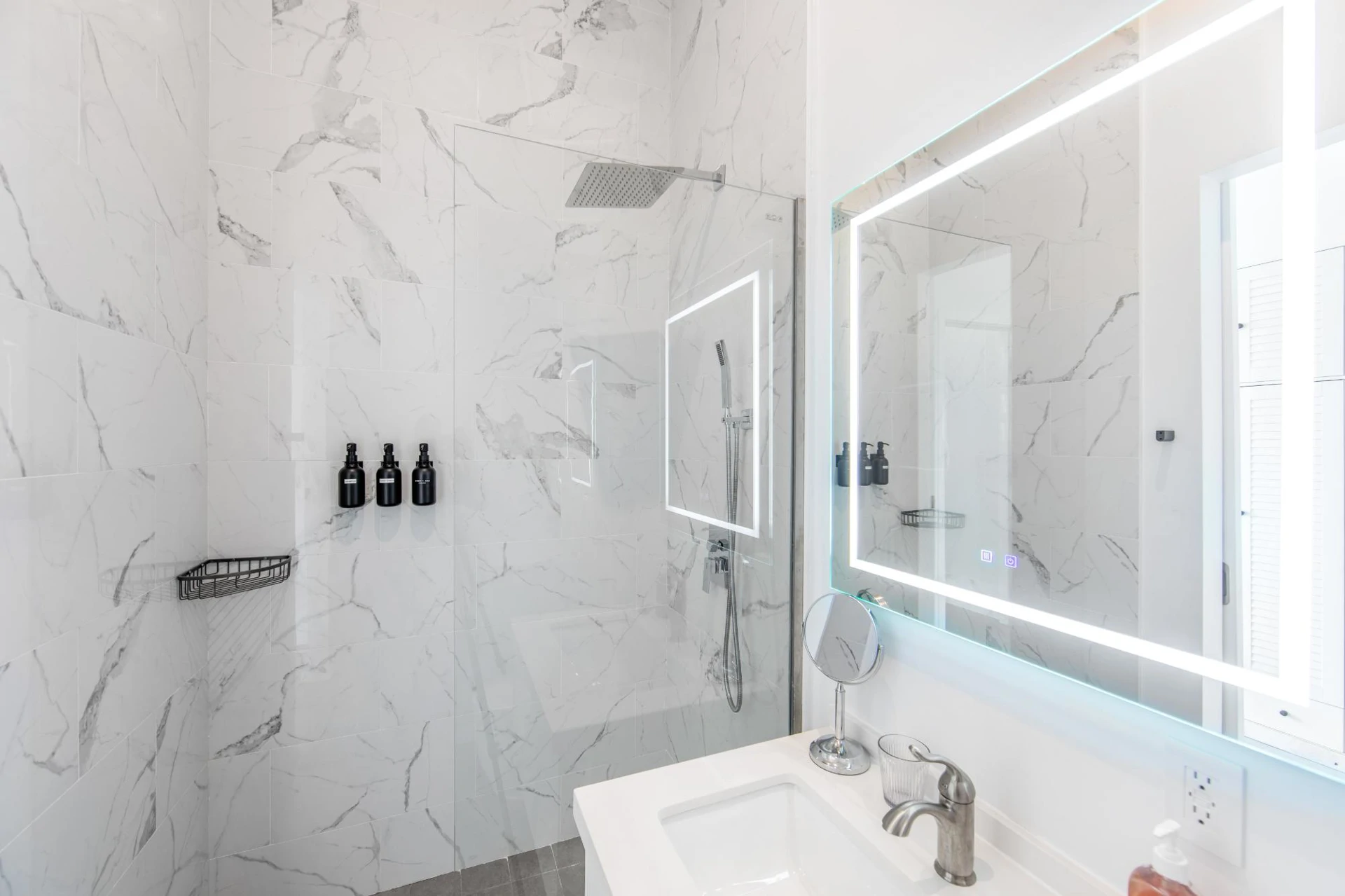 Live Love Laugh - Gallery image 34