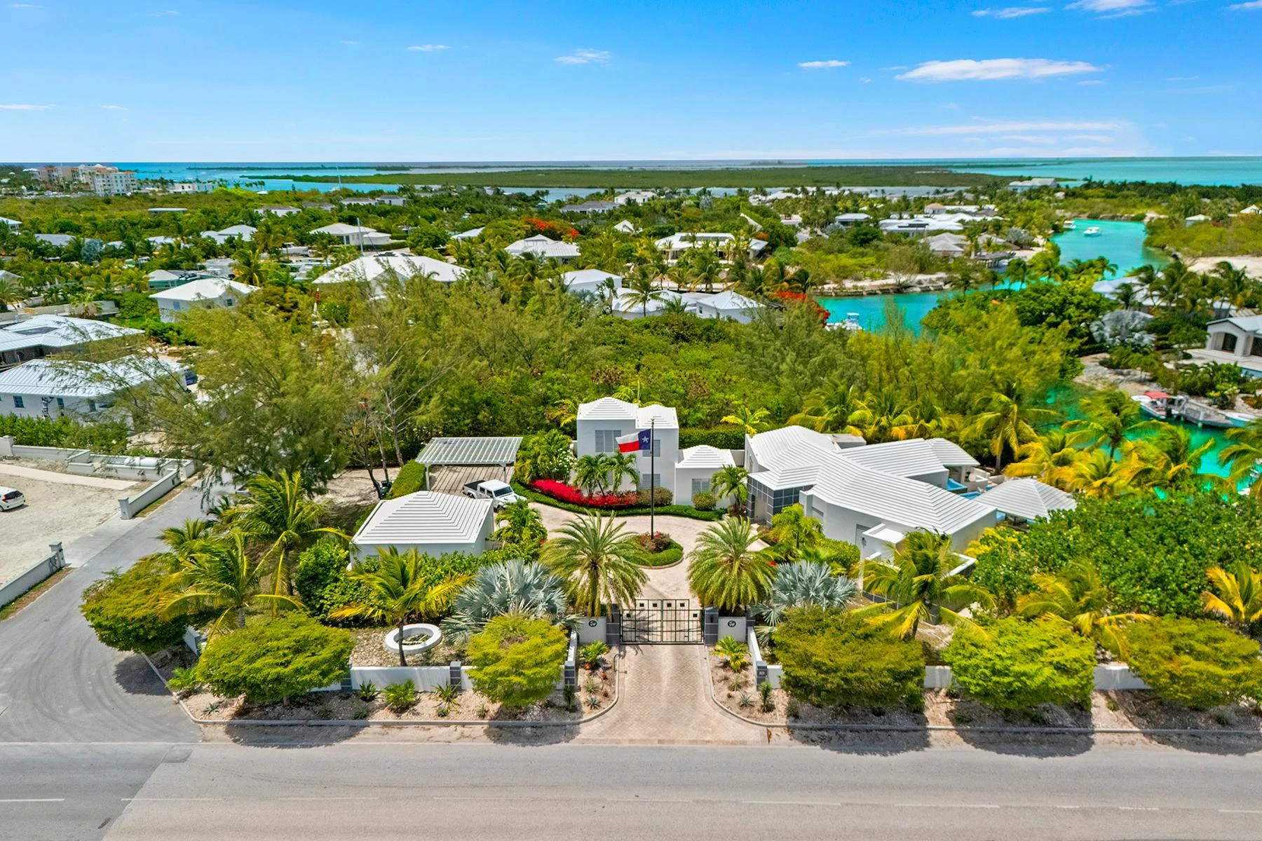 Hogan House - Gallery image 10