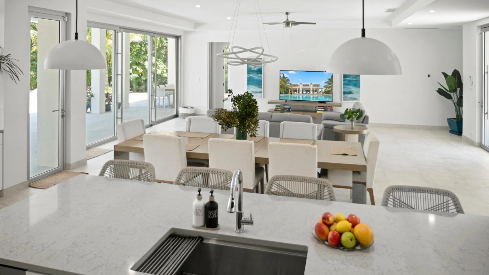 PURE WATER VILLA-HUMMINGBIRD LANE - Gallery image 9