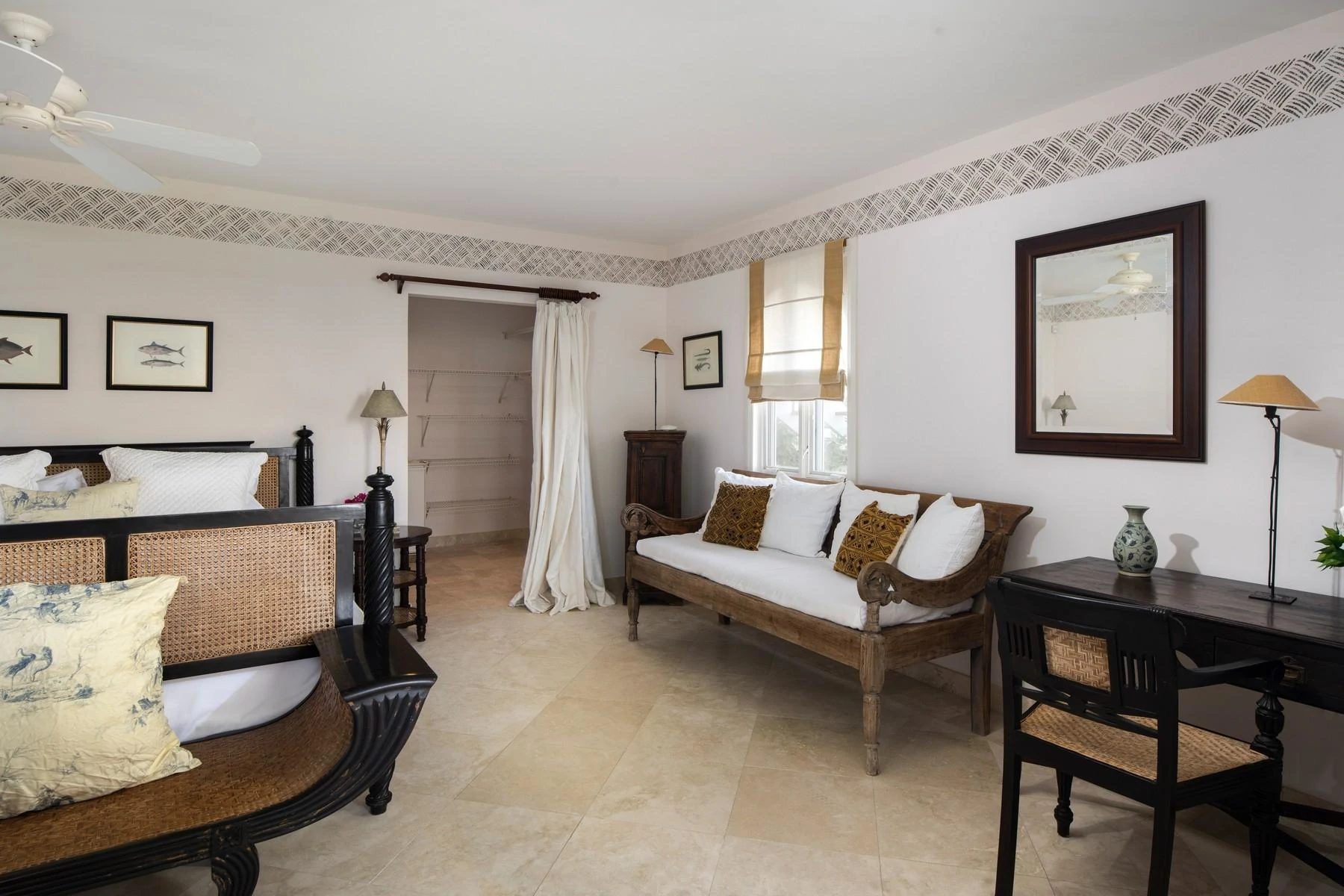 BLUE CAY - Thompson Cove Beachfront - Gallery image 23