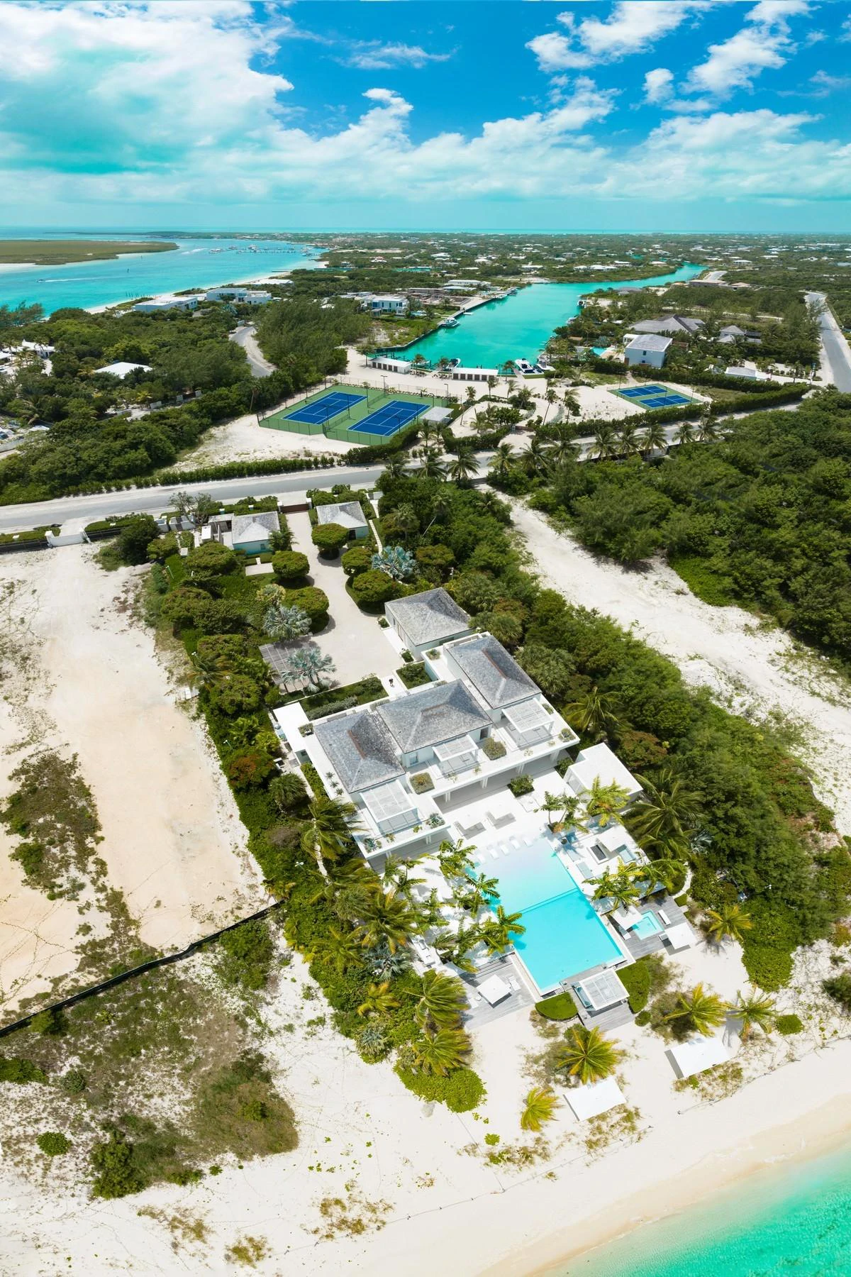 EMERALD PAVILION - Gallery image 38