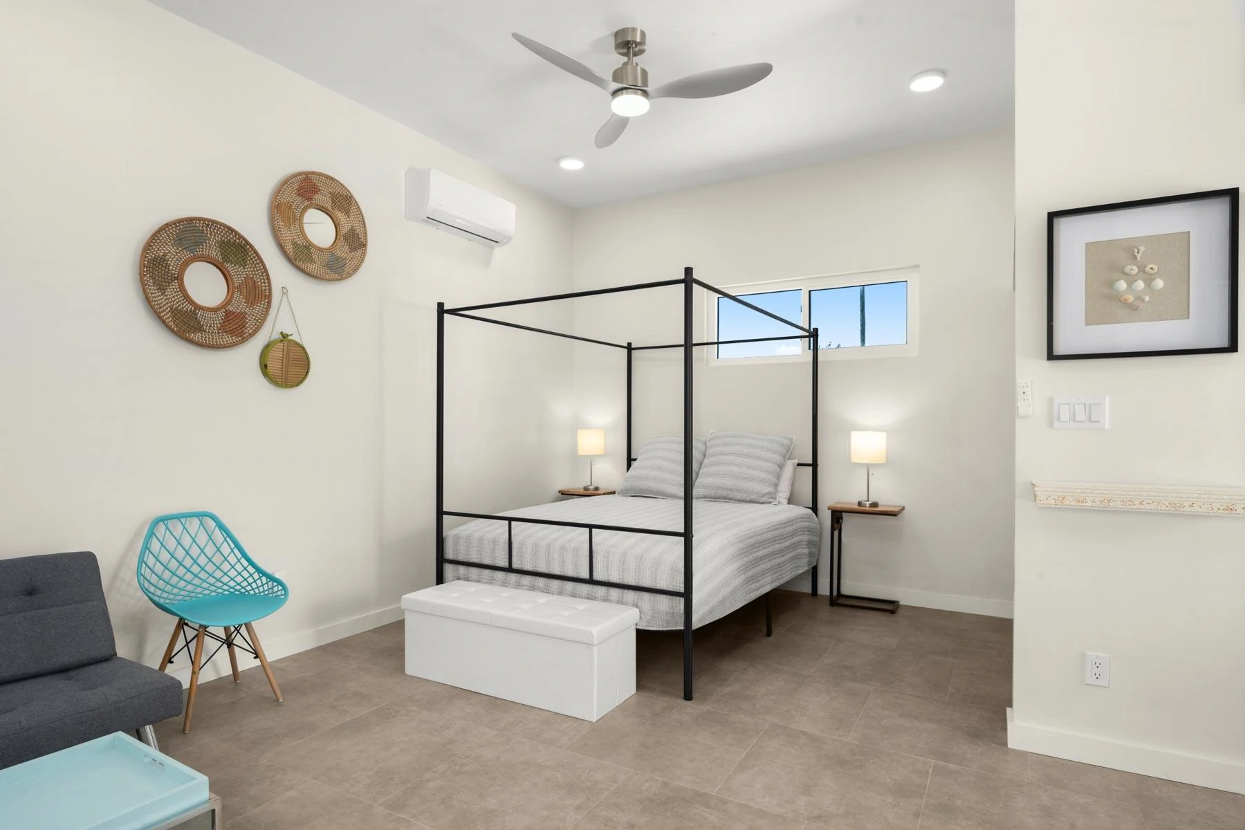 Blue Lotus & Golden Lotus - Gallery image 28